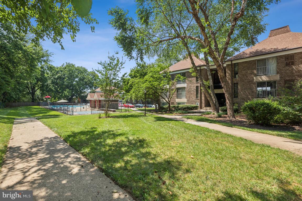 WESTCHESTER WEST - Residential