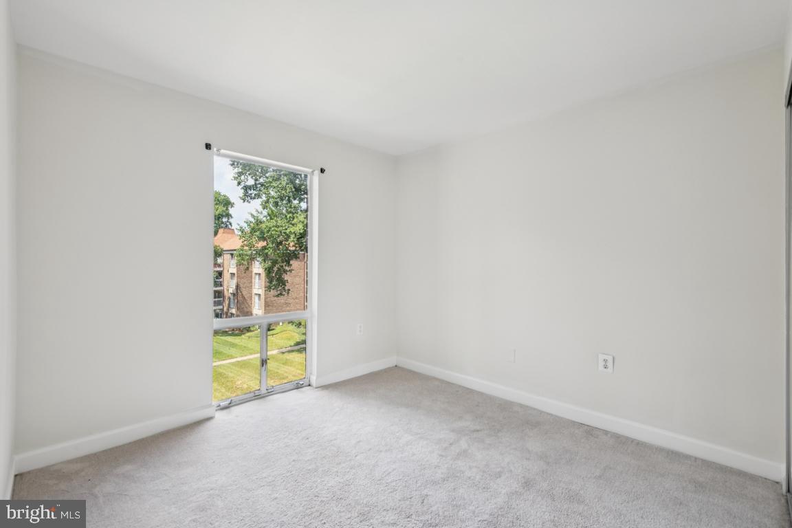 WESTCHESTER WEST - Residential