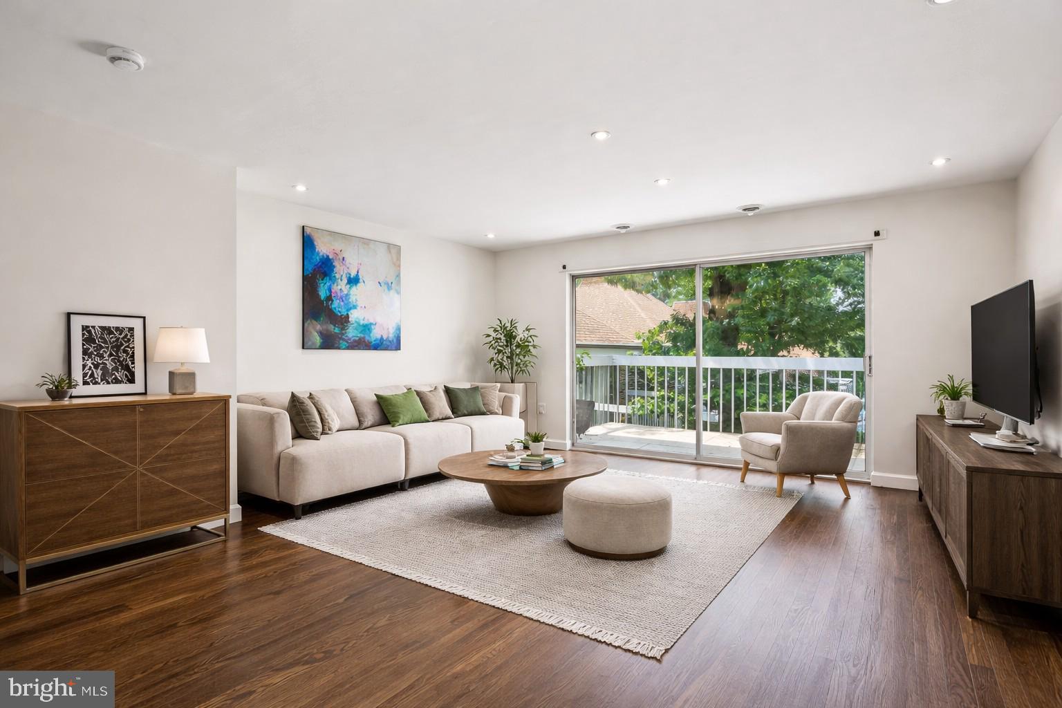 3240 HEWITT AVENUE 6-3-A