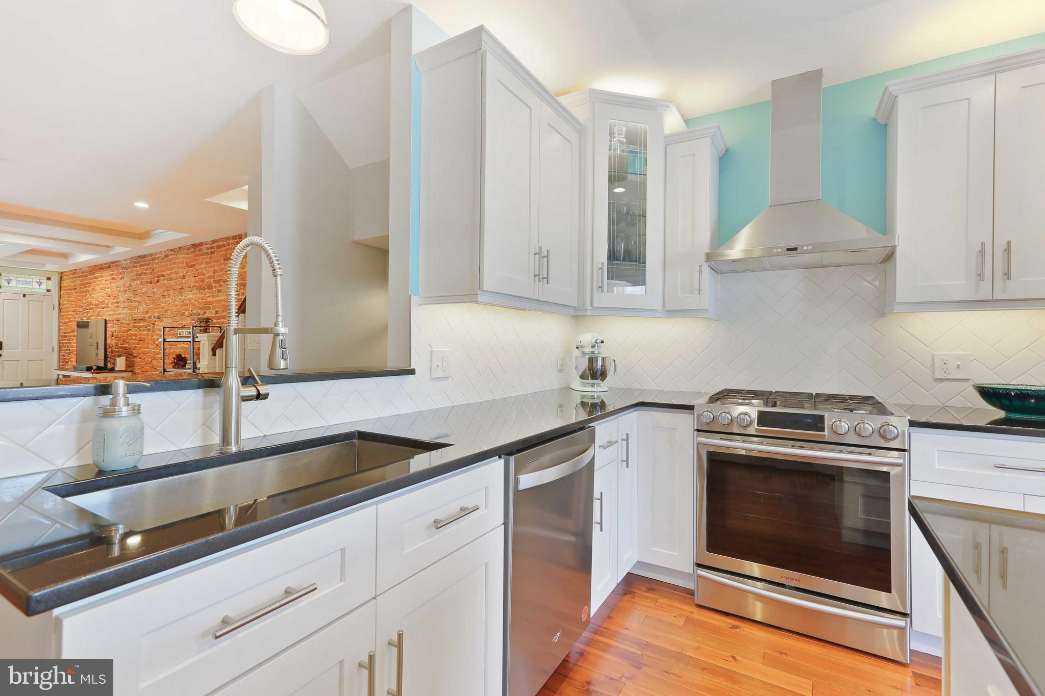 BREWERS HILL - Residential