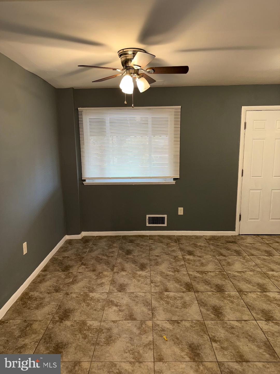 BEECHFIELD - Residential Lease
