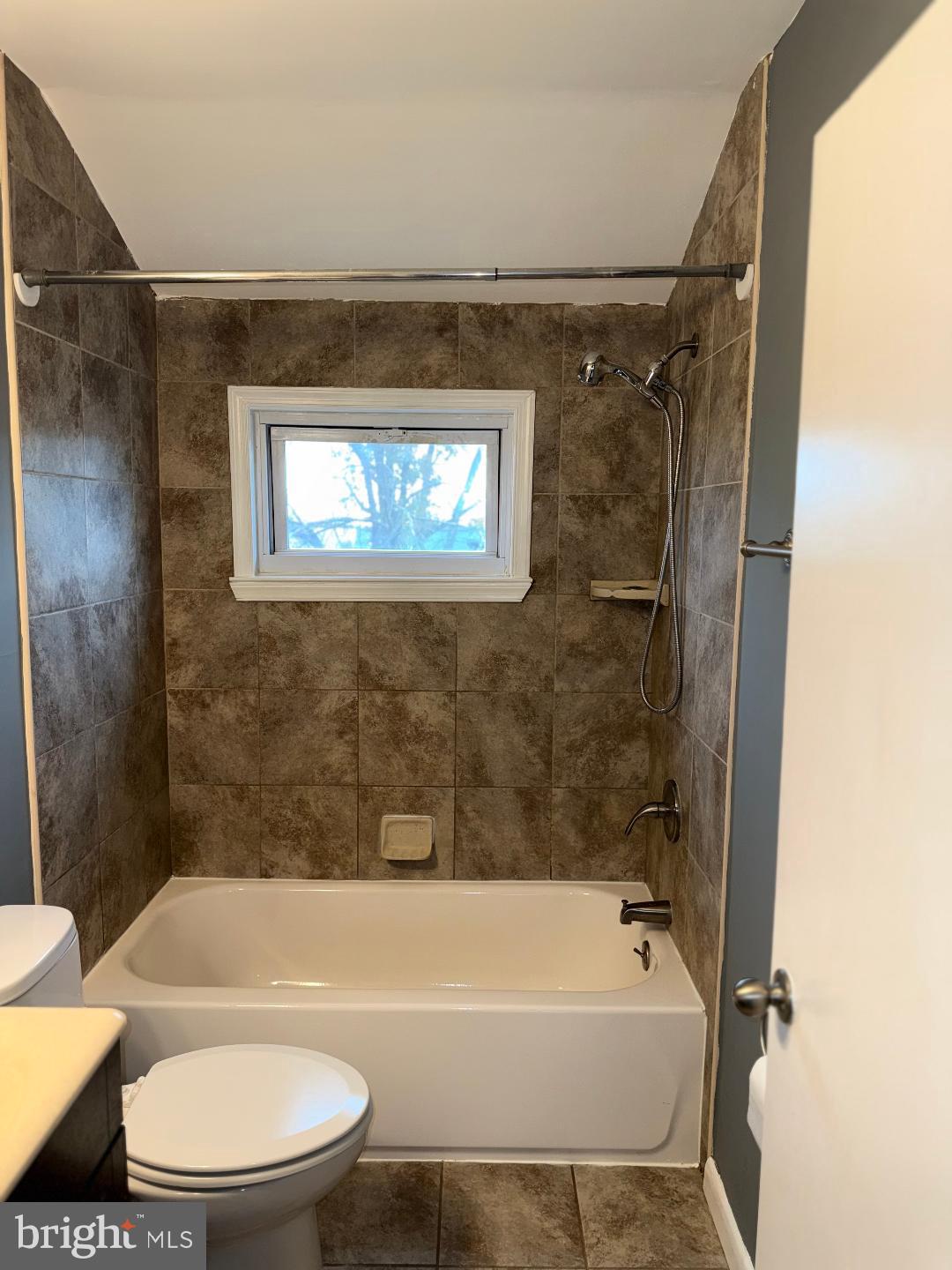 BEECHFIELD - Residential Lease