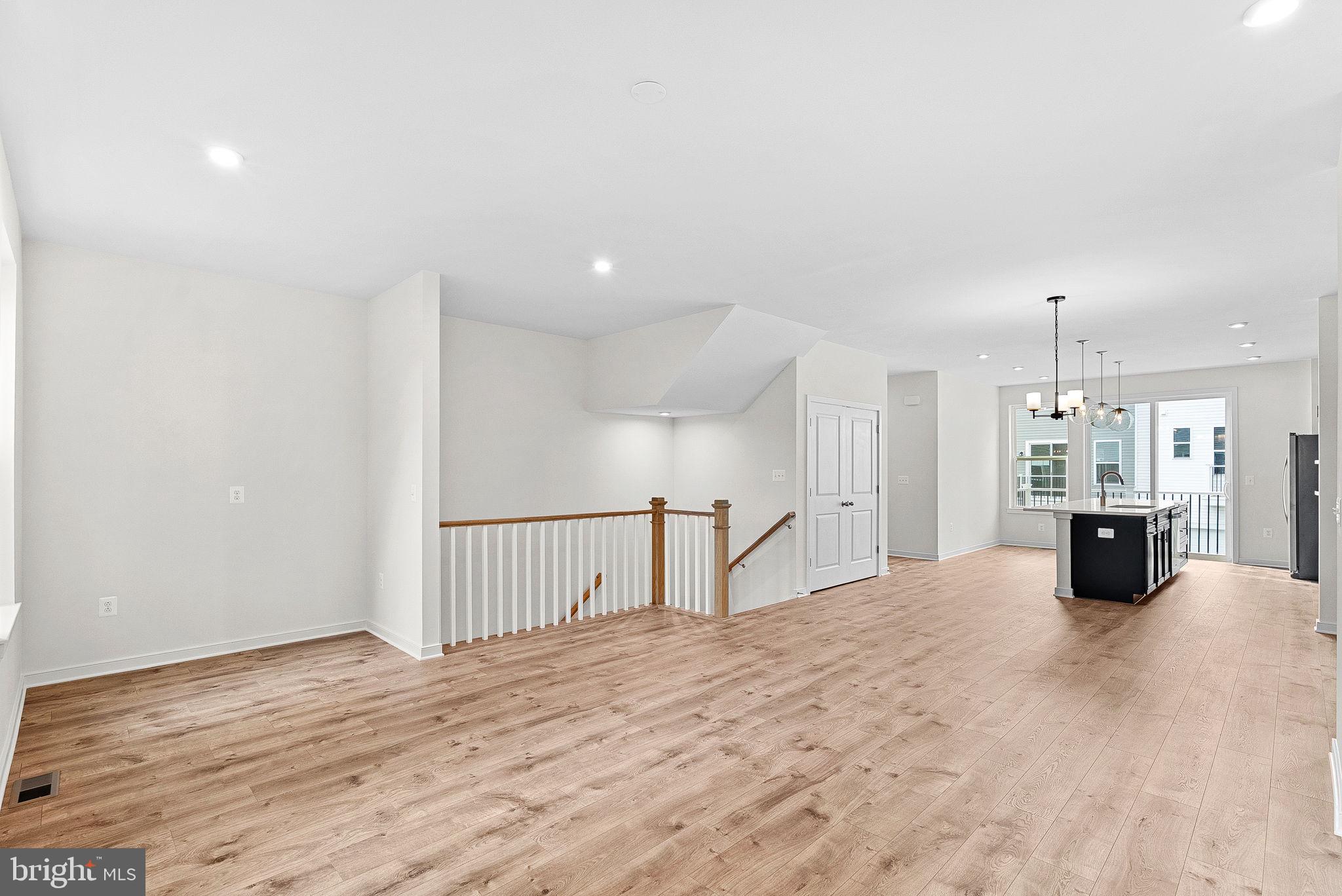 CASCADE LANDING - Residential