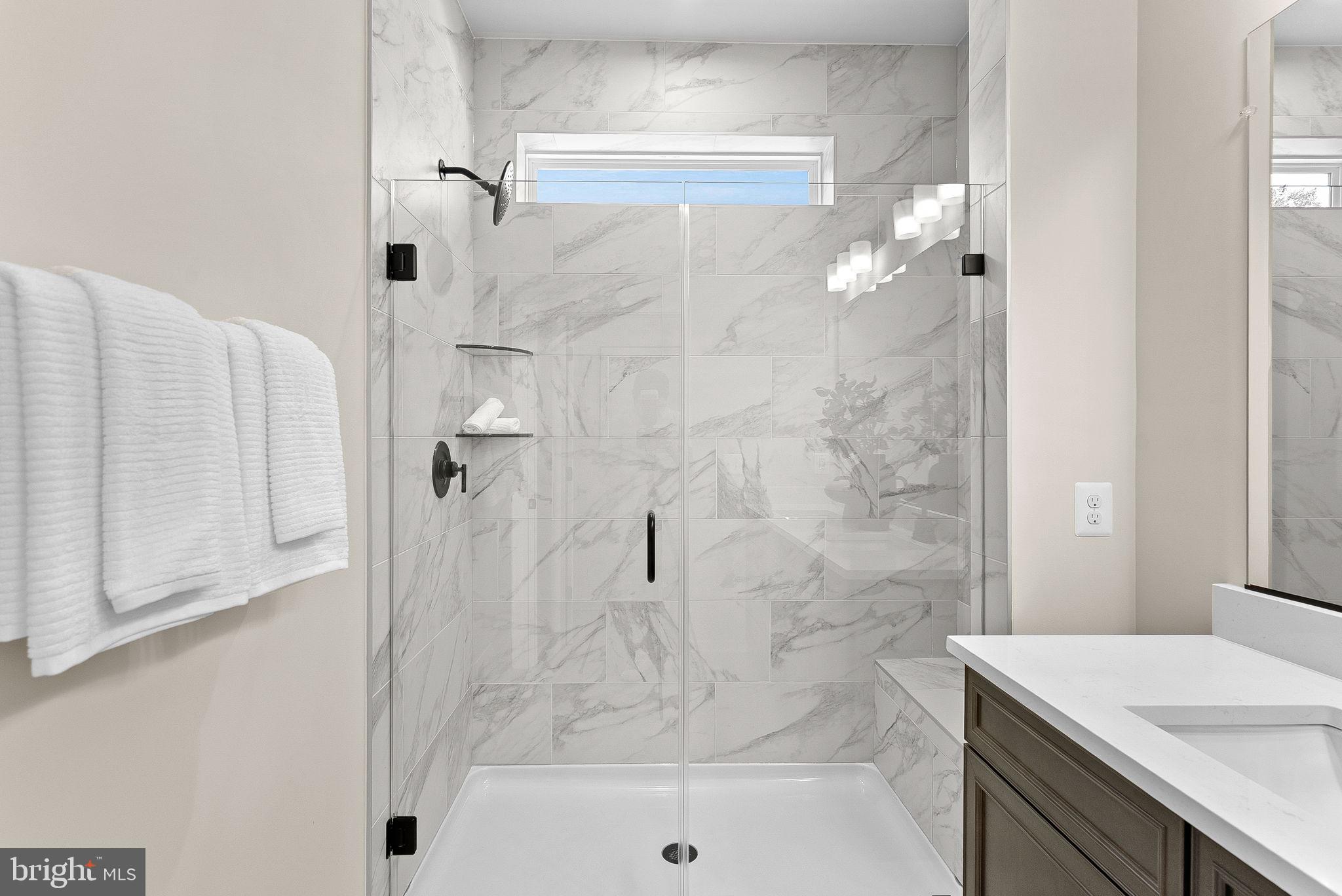 CASCADE LANDING - Residential