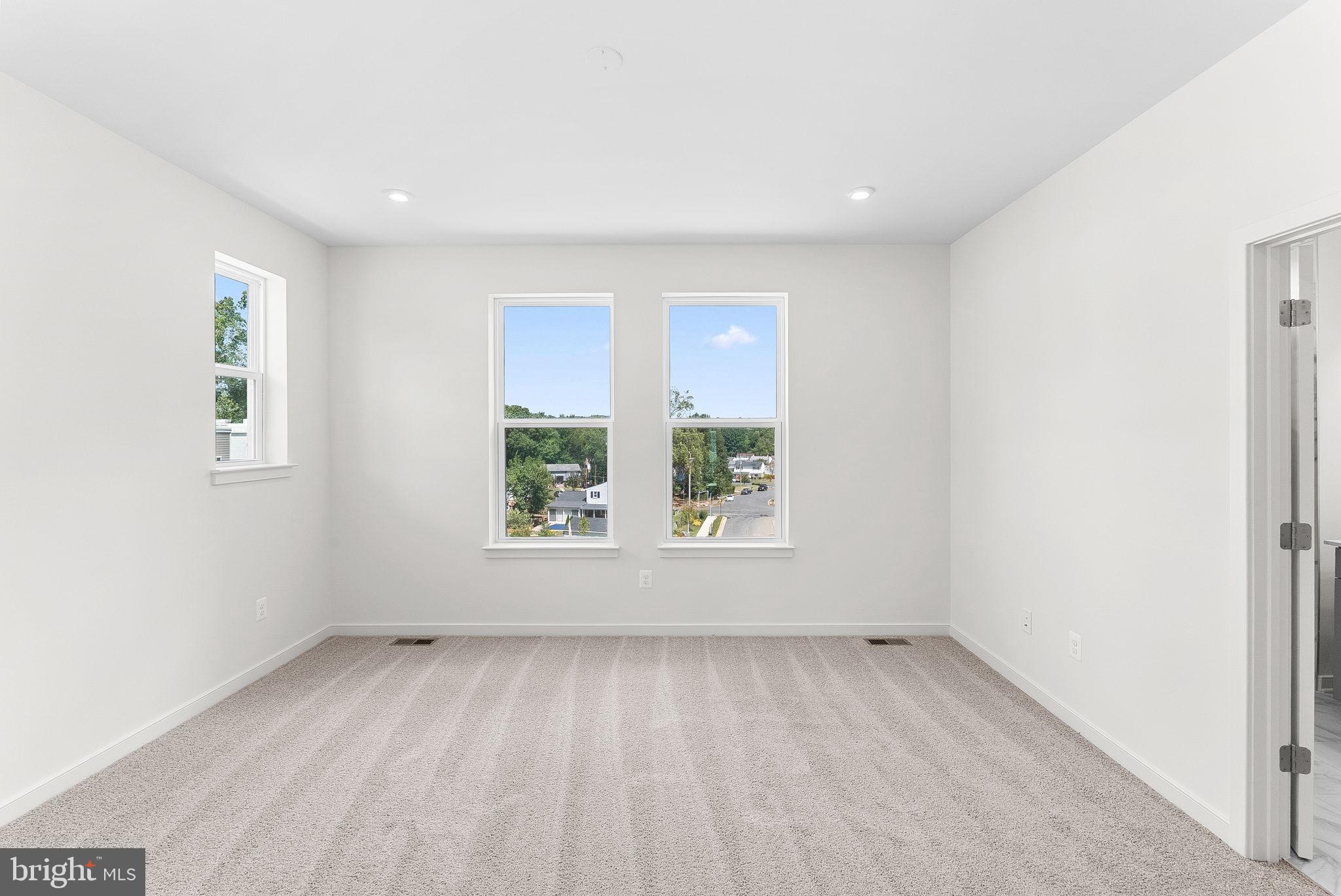 CASCADE LANDING - Residential