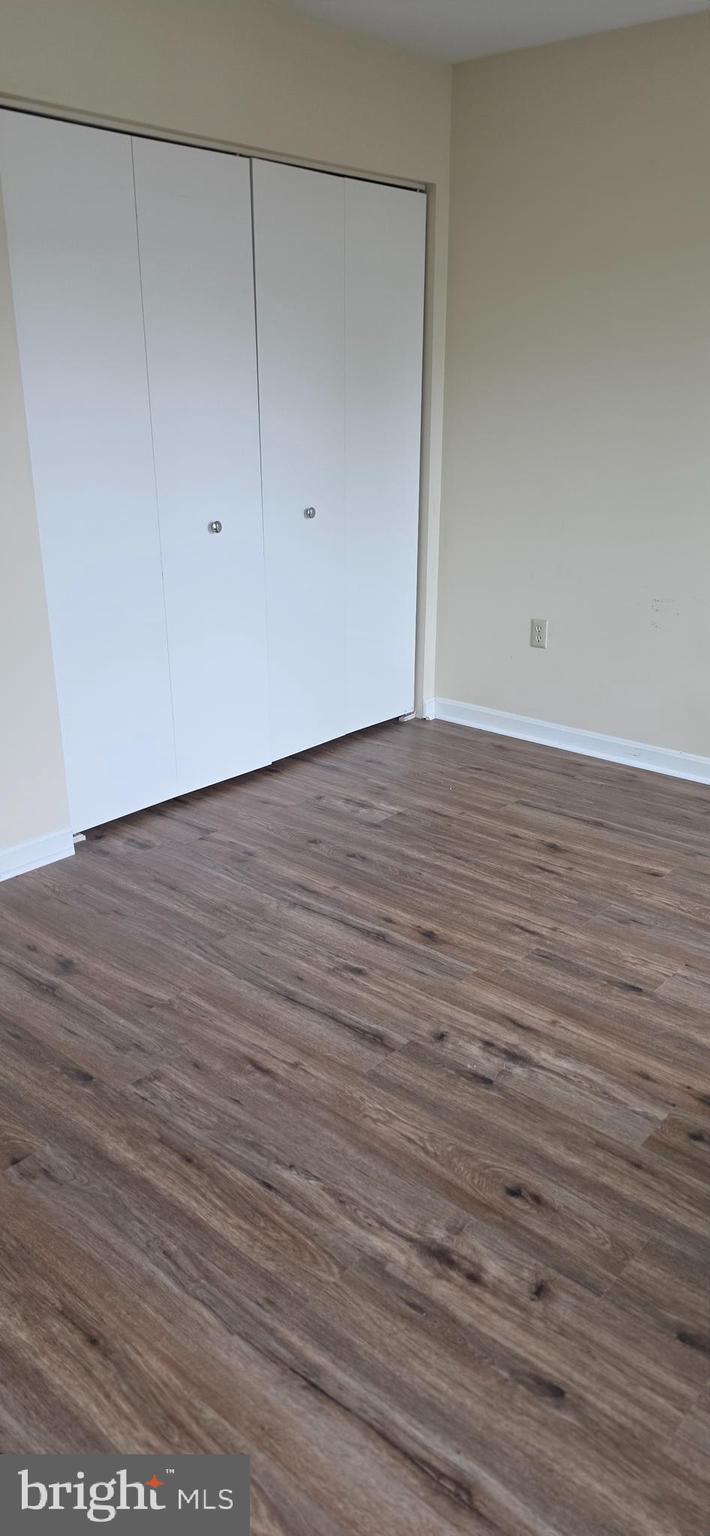 DUKE STREET COMMONS - Residential