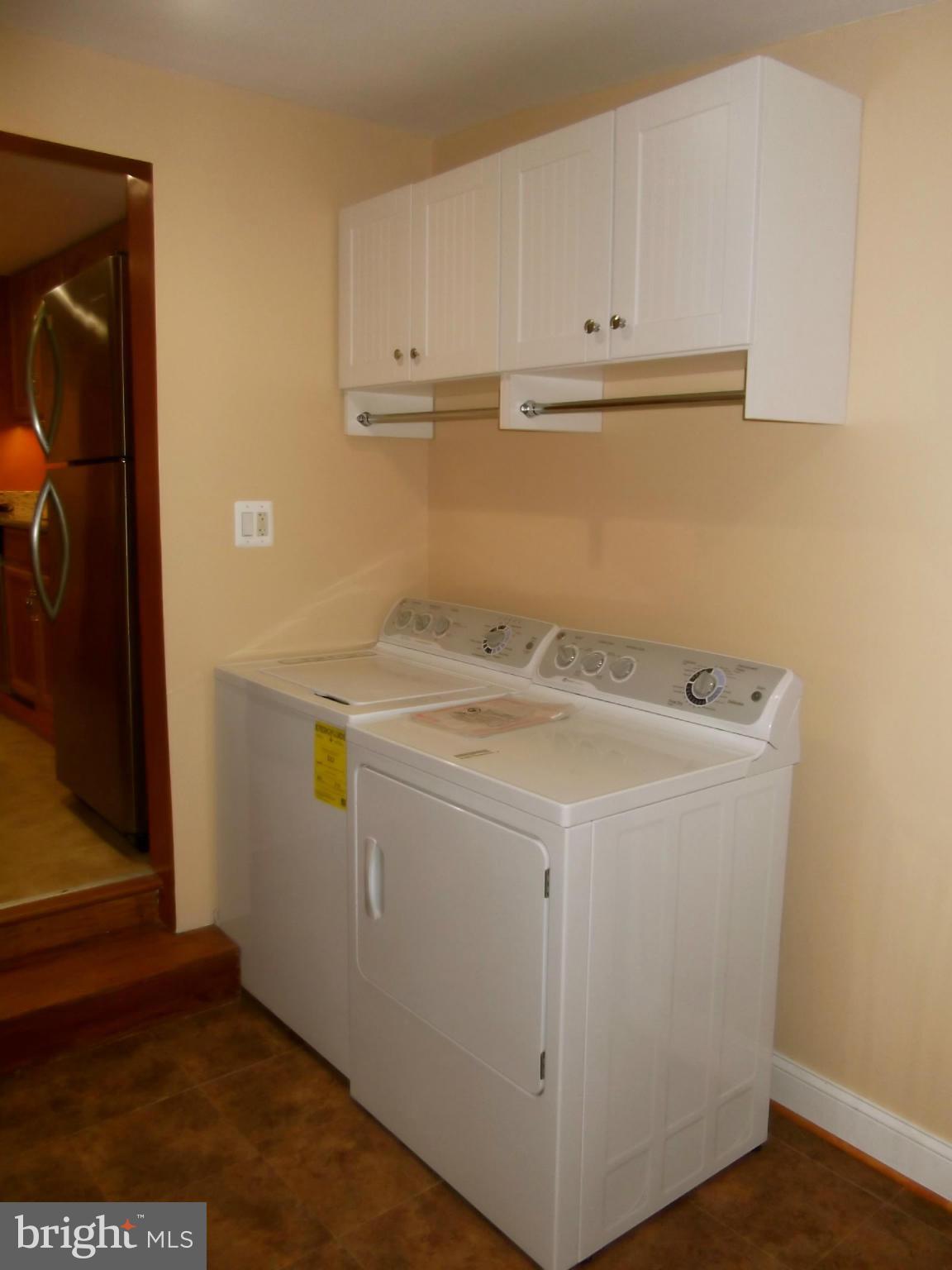 OAKS JOHNSON - Residential Lease