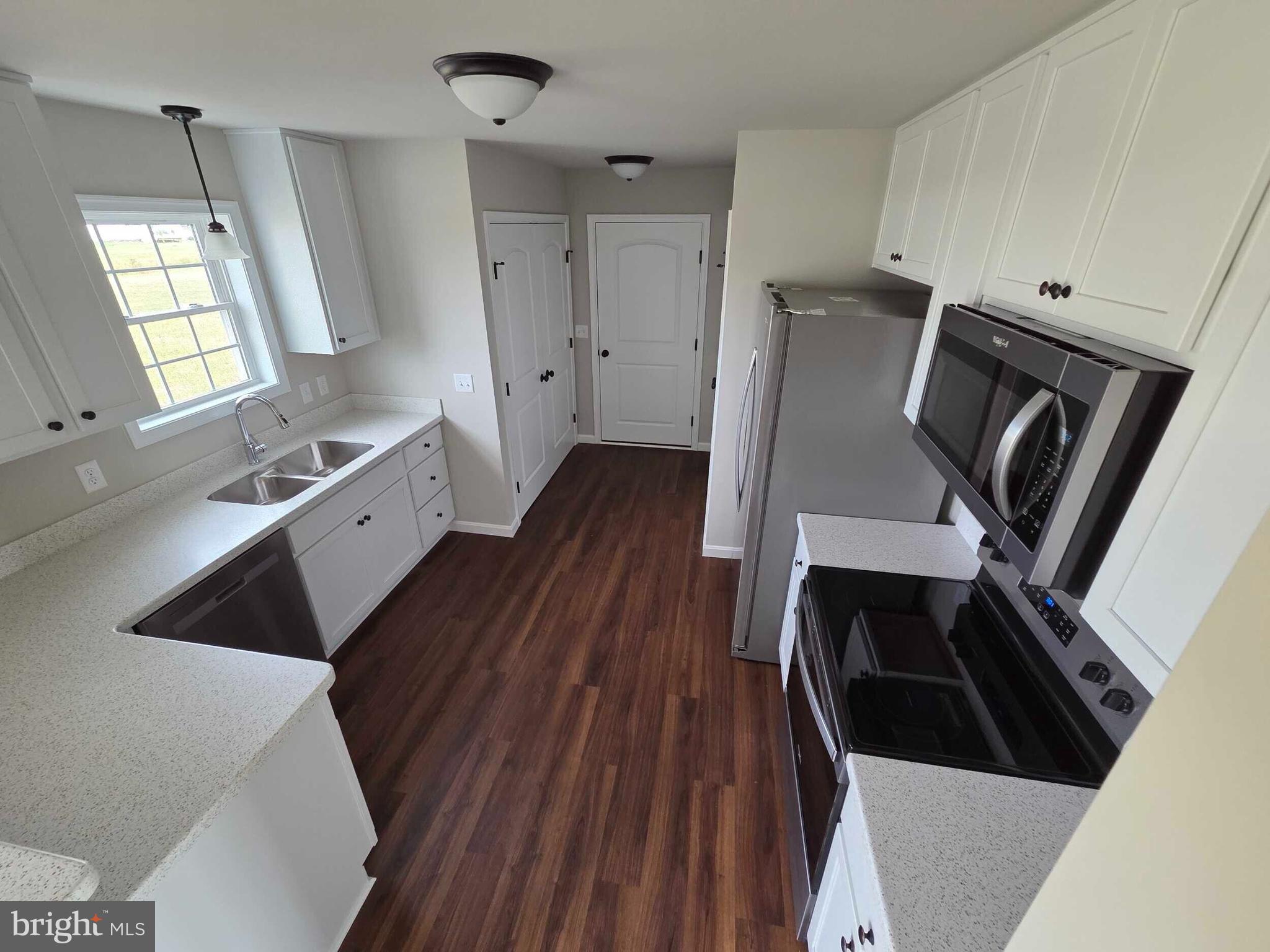 1008 REDWOOD COURT LOT 18