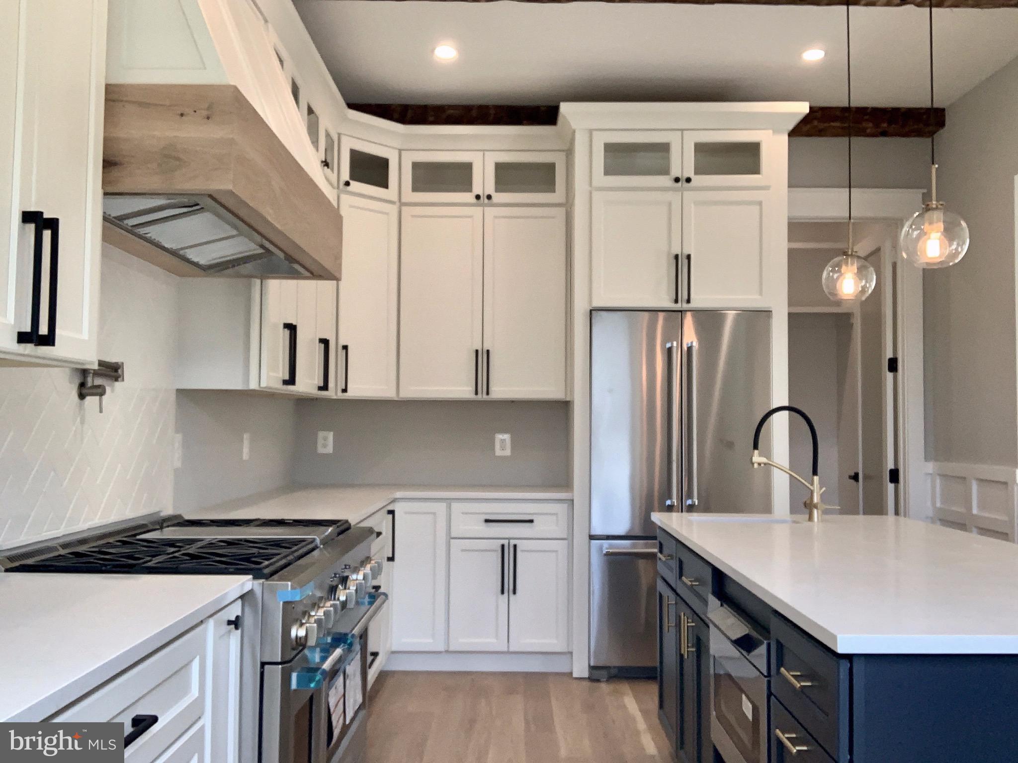 HIGHVIEW PARK - Residential