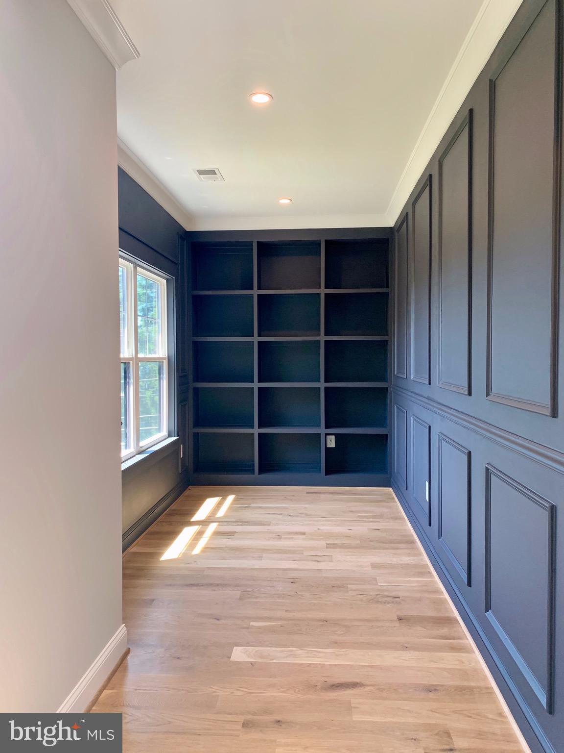 HIGHVIEW PARK - Residential