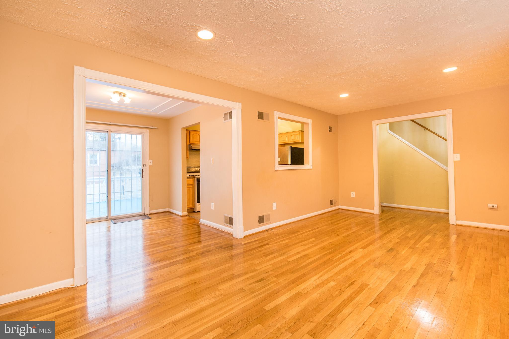 CRYSTAL SPRINGS - Residential