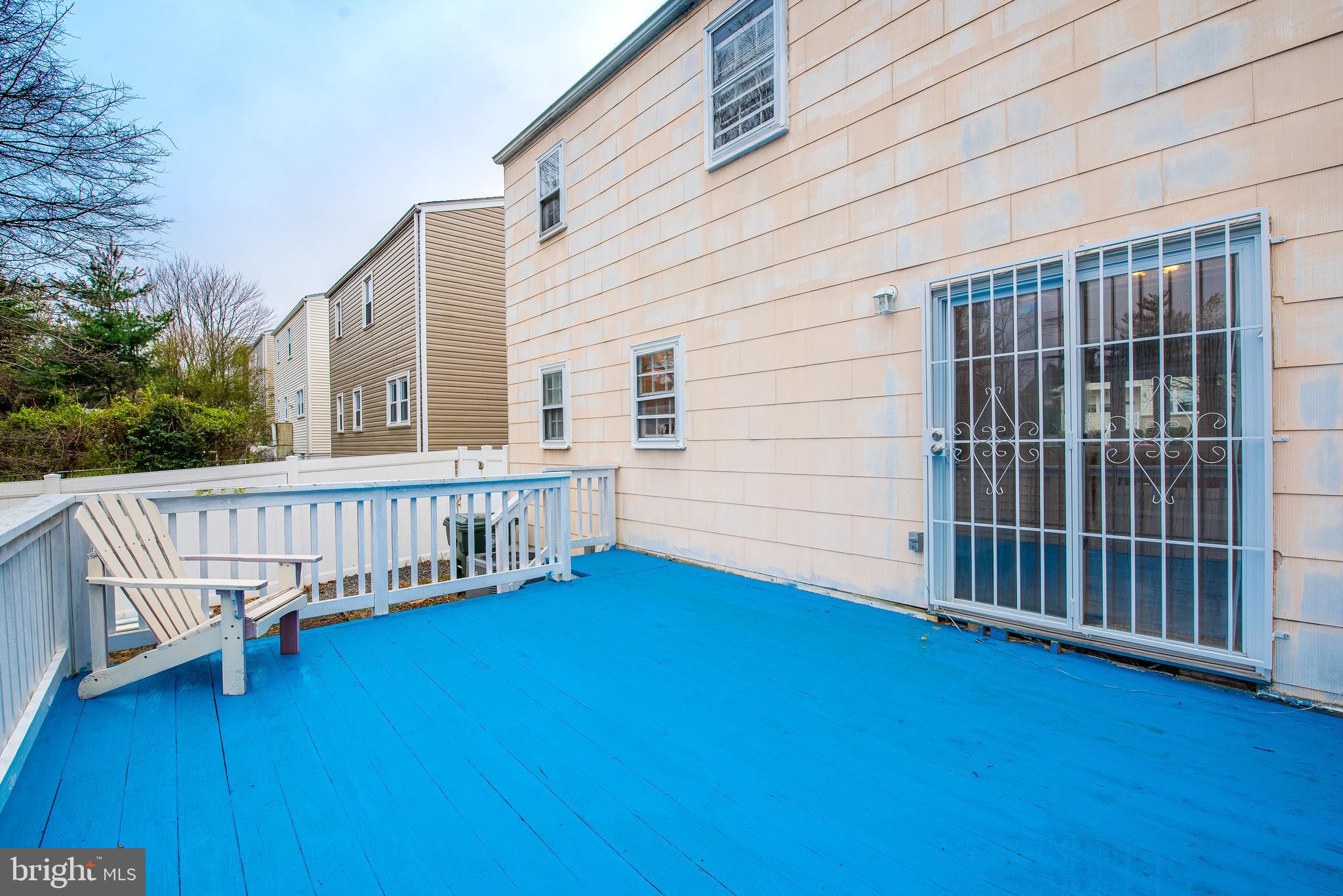 CRYSTAL SPRINGS - Residential