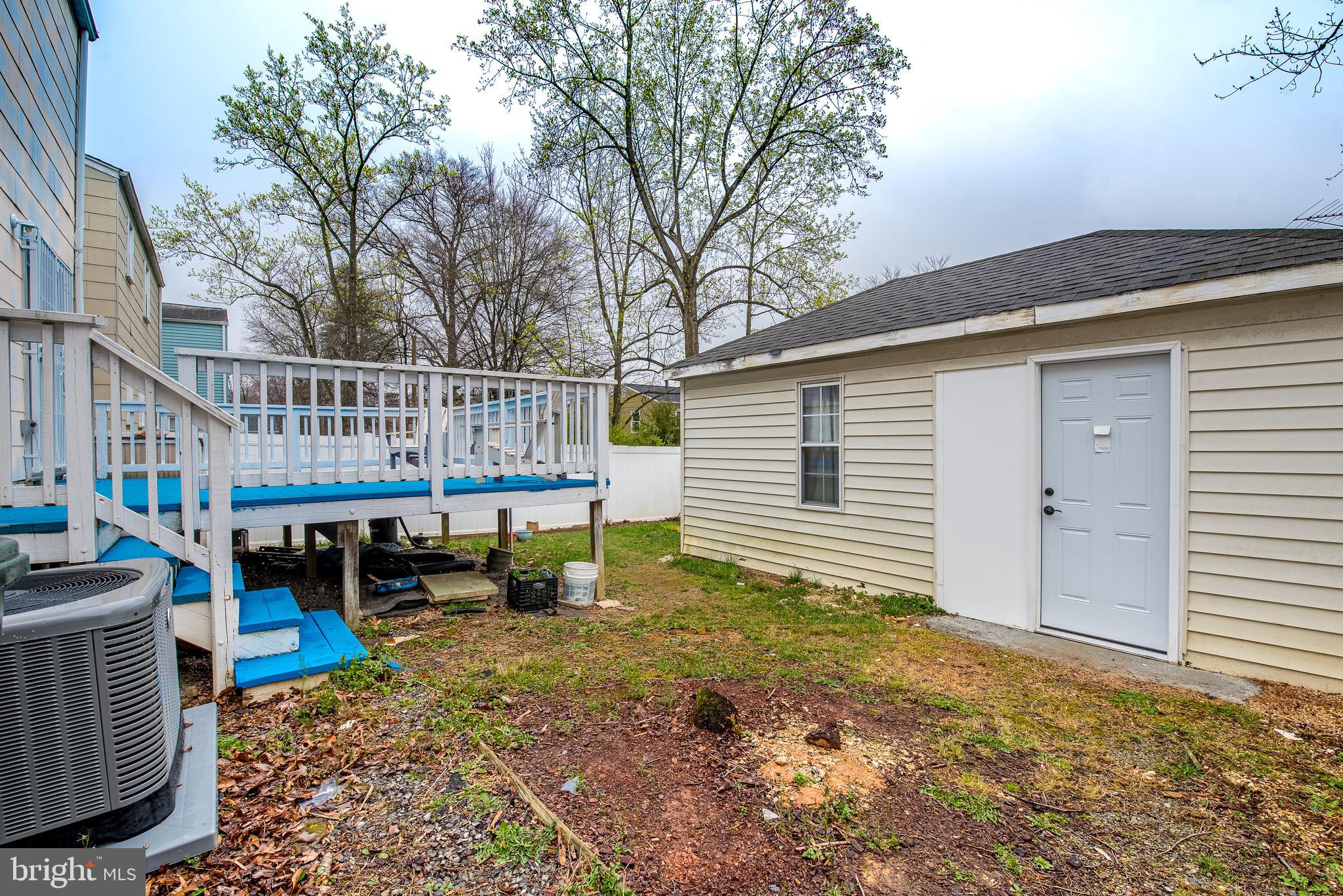 CRYSTAL SPRINGS - Residential