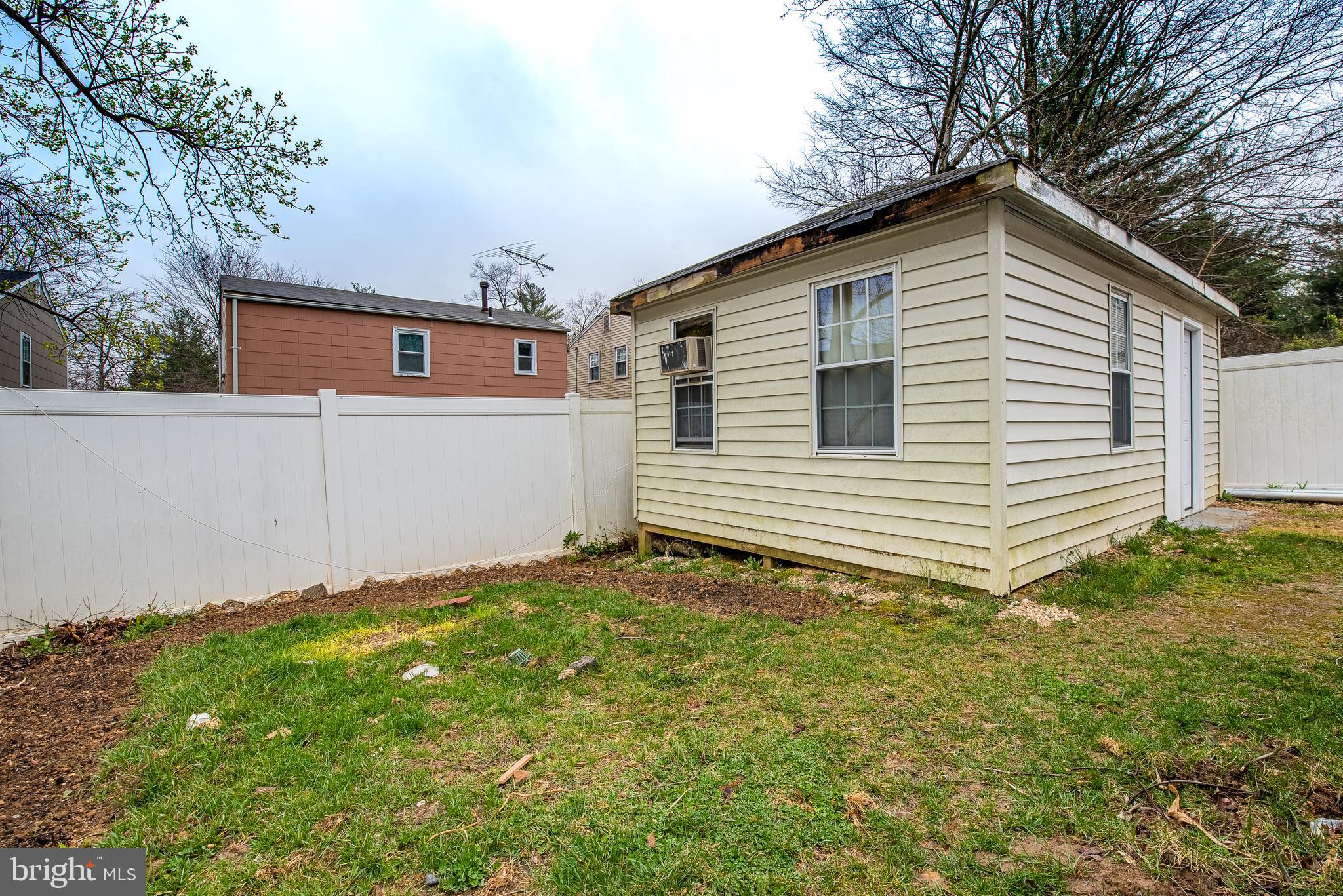 CRYSTAL SPRINGS - Residential