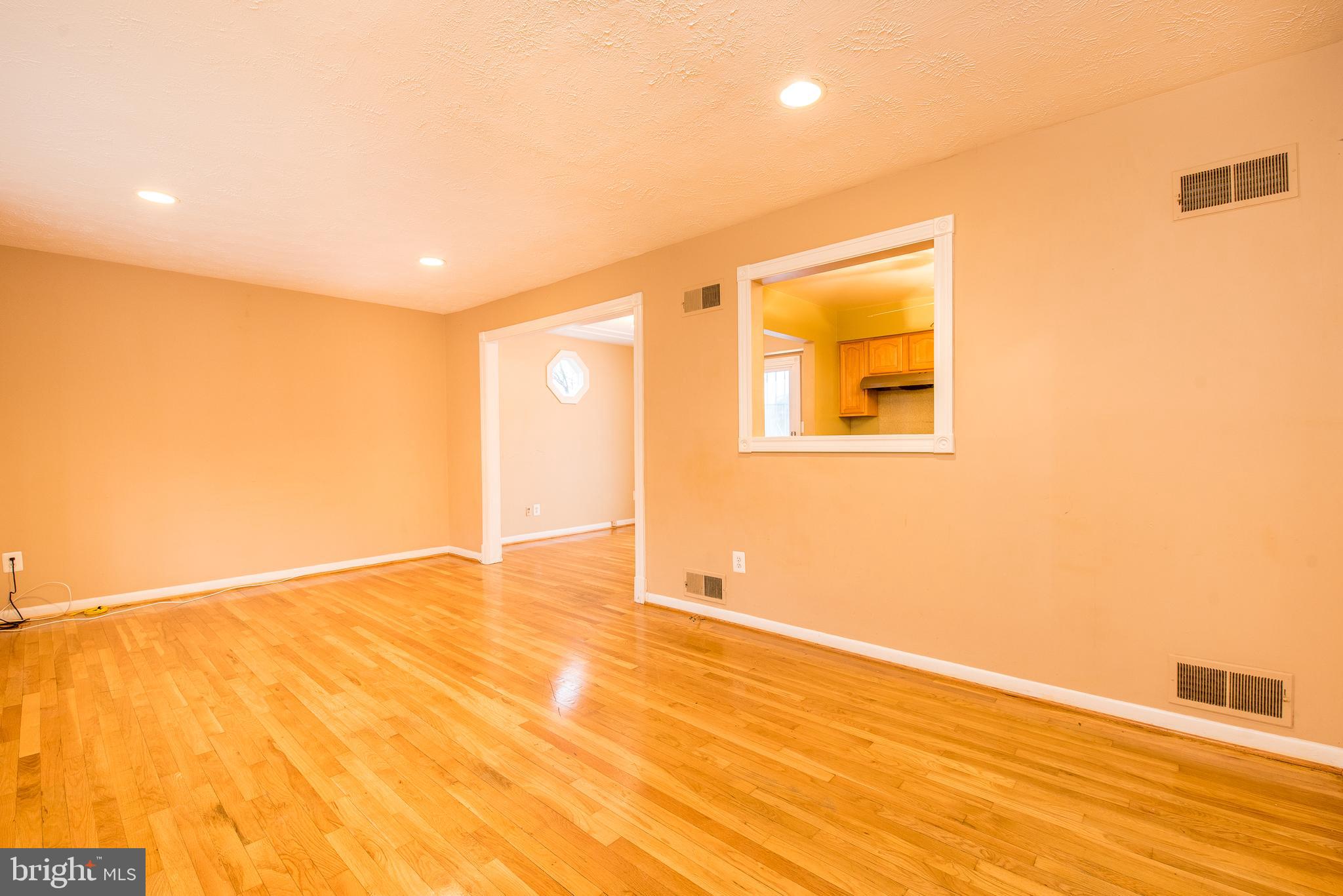 CRYSTAL SPRINGS - Residential