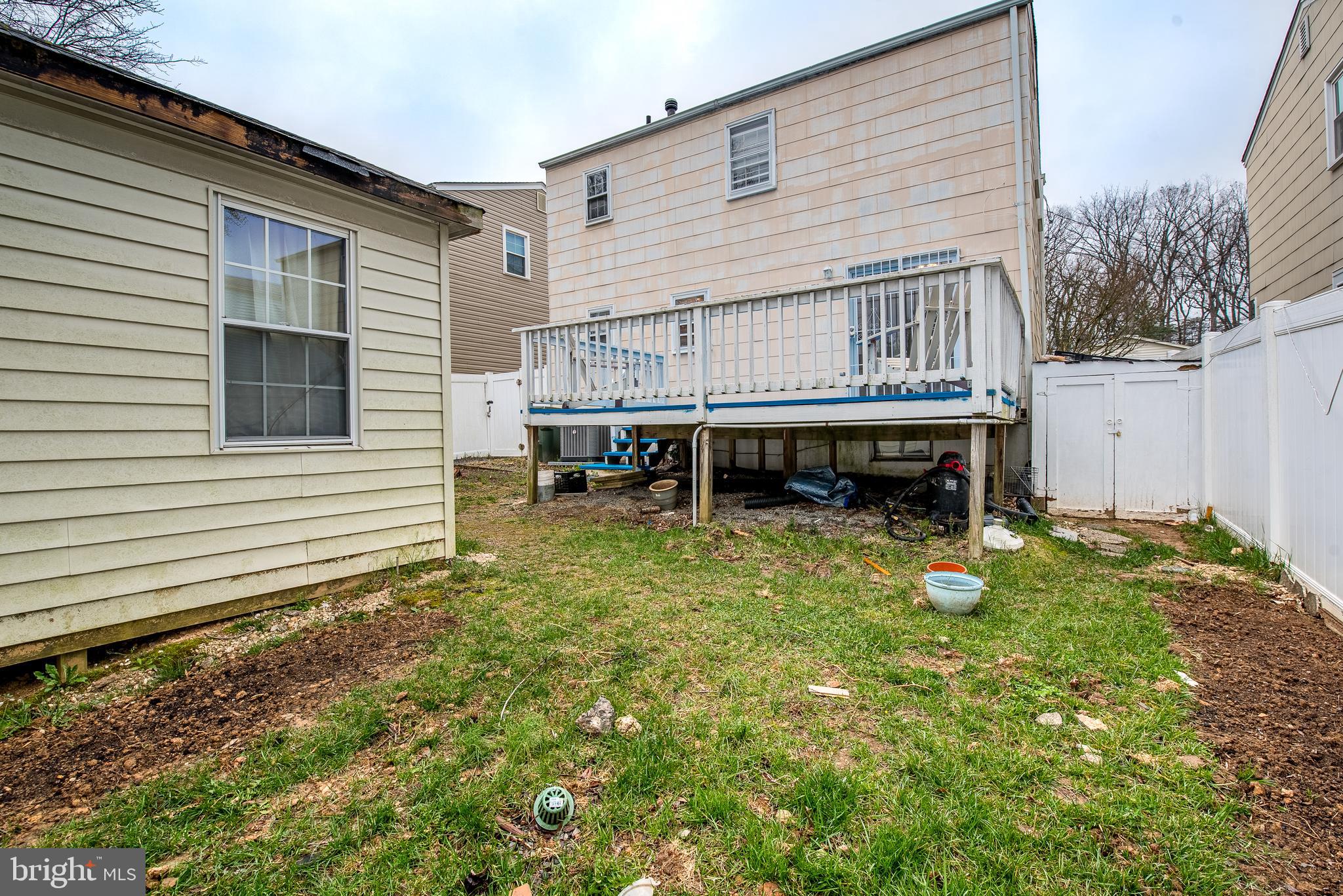 CRYSTAL SPRINGS - Residential