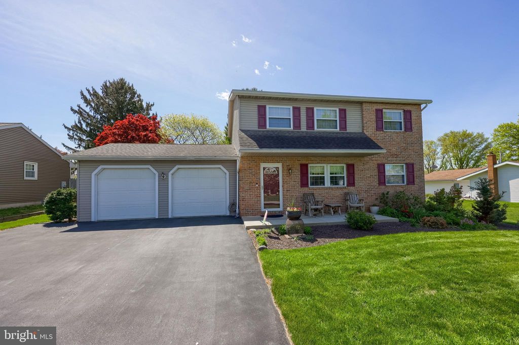 Photo of 106 1st Street, WILLOW STREET, PA 17584 (MLS # PALA2070610)