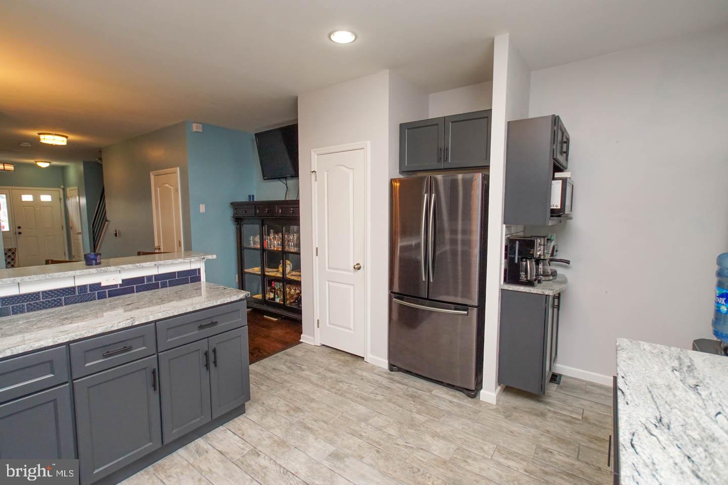 PORT RICHMOND - Residential