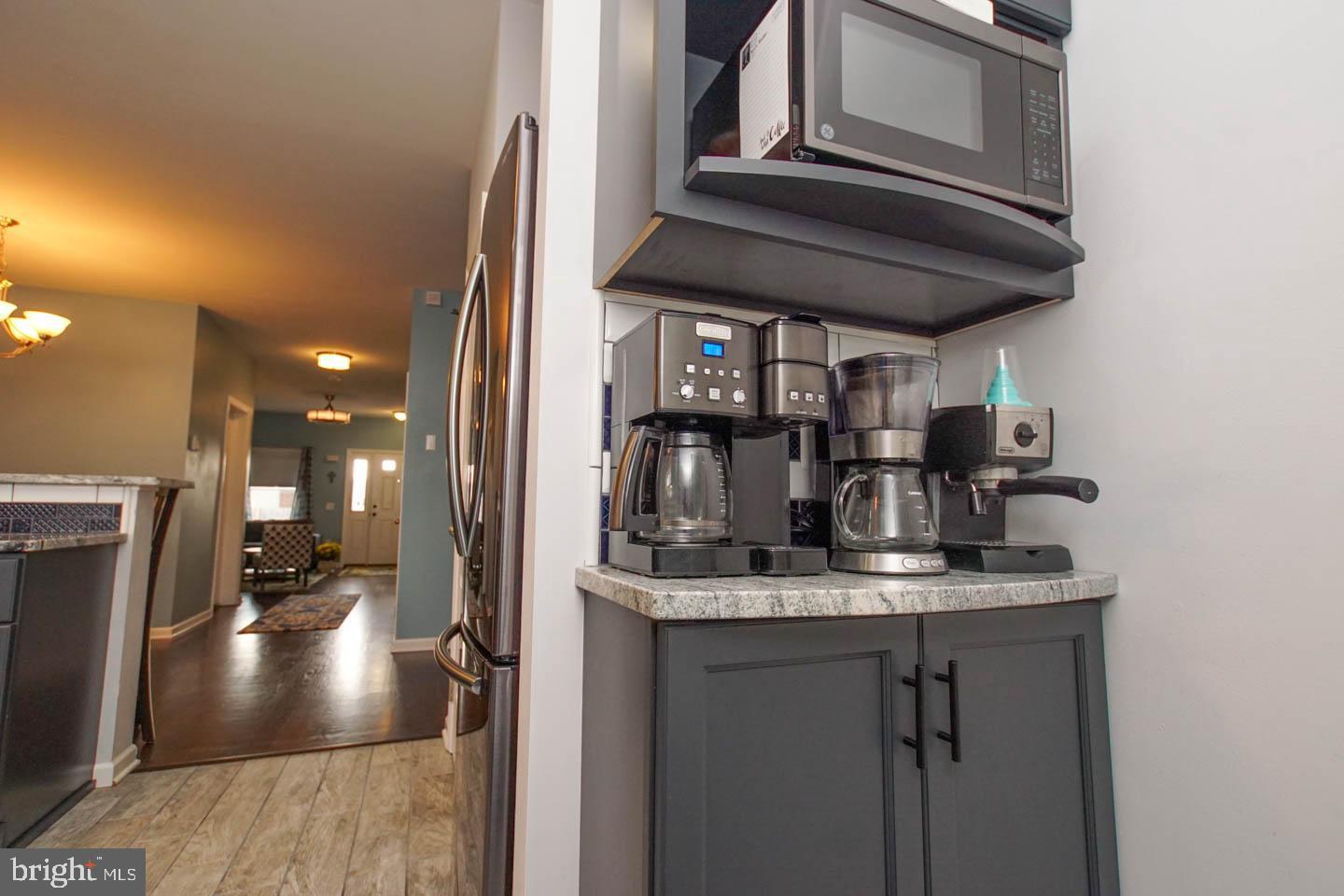 PORT RICHMOND - Residential