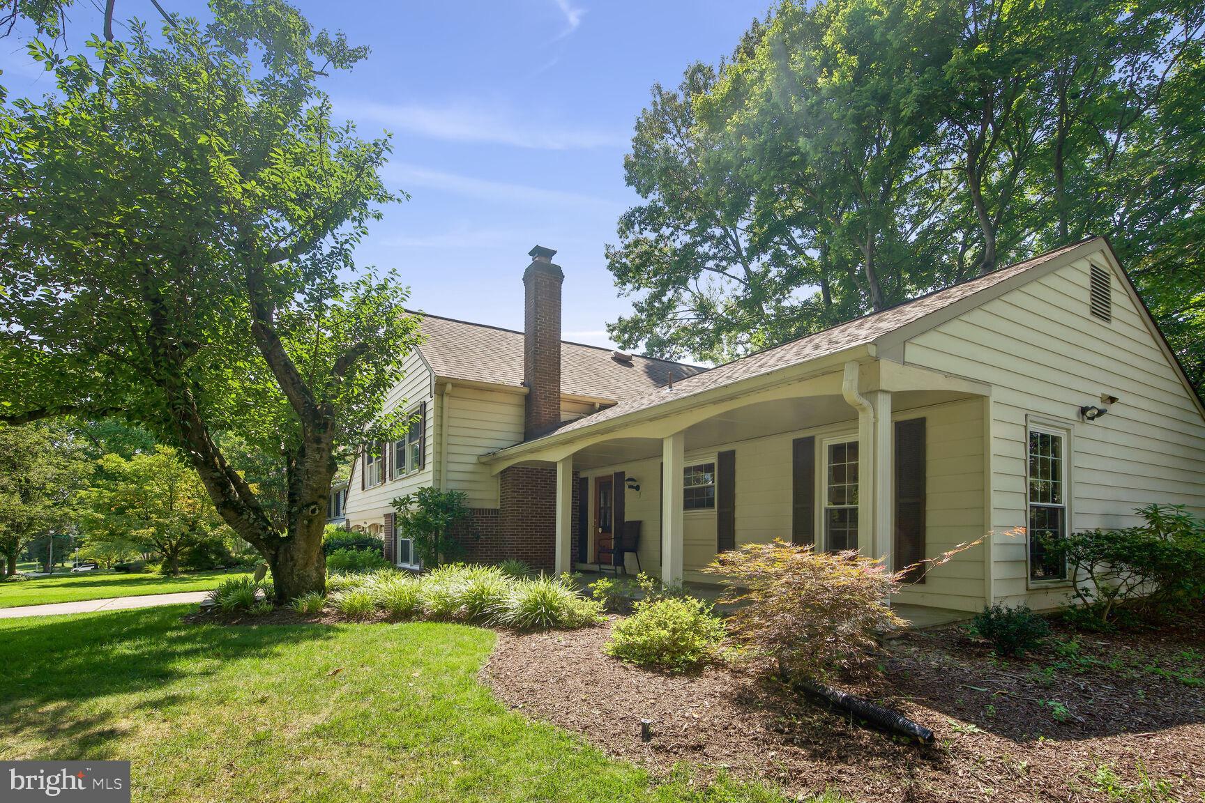 FOX HILLS WEST - Residential Lease