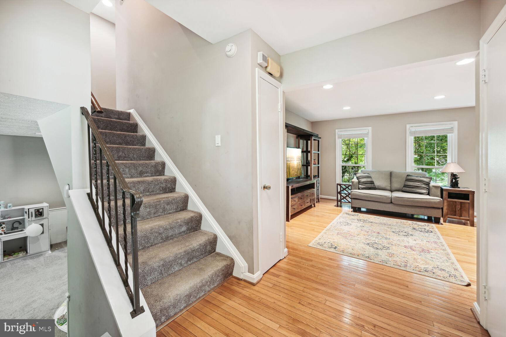 FOX HILLS WEST - Residential Lease