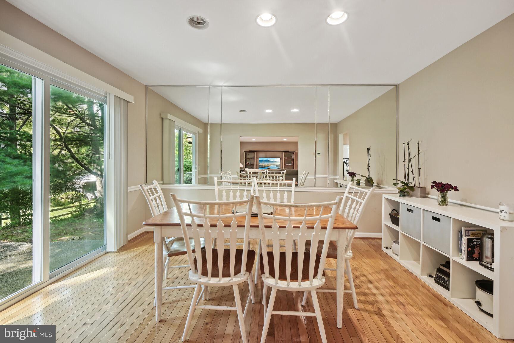 FOX HILLS WEST - Residential Lease