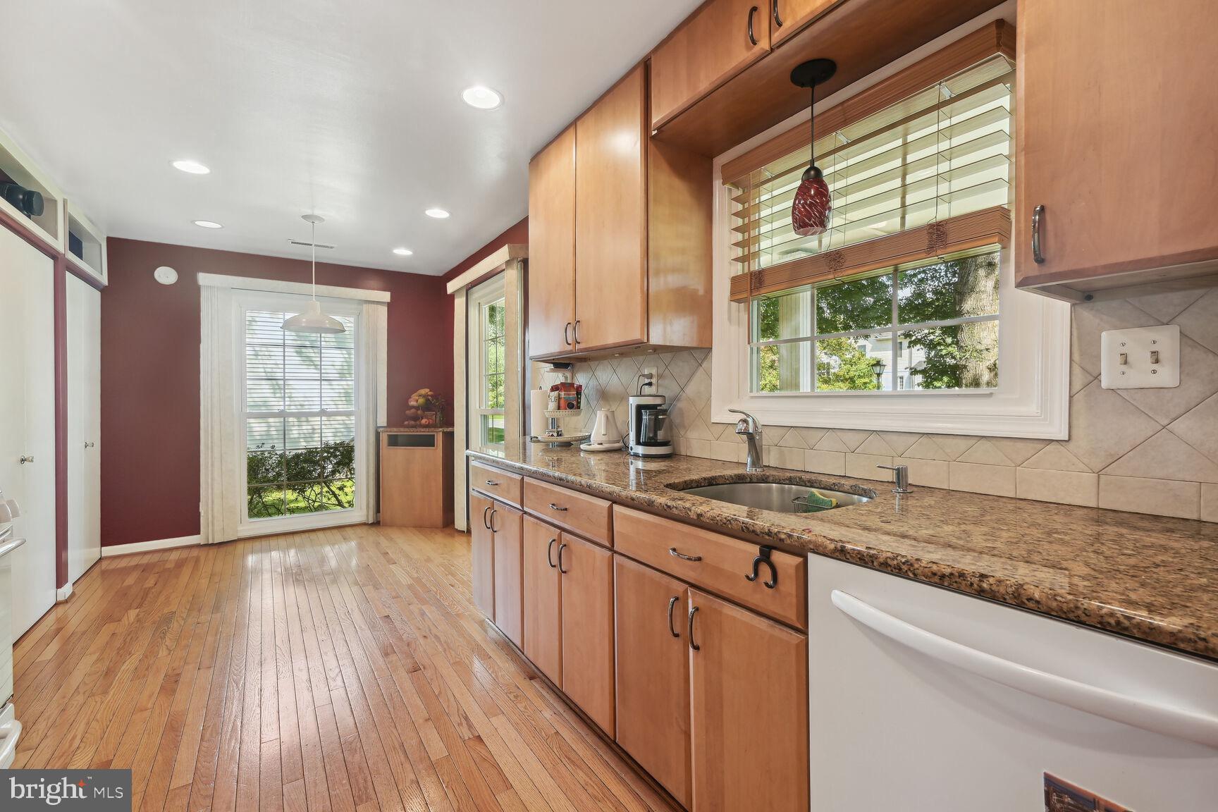 FOX HILLS WEST - Residential Lease