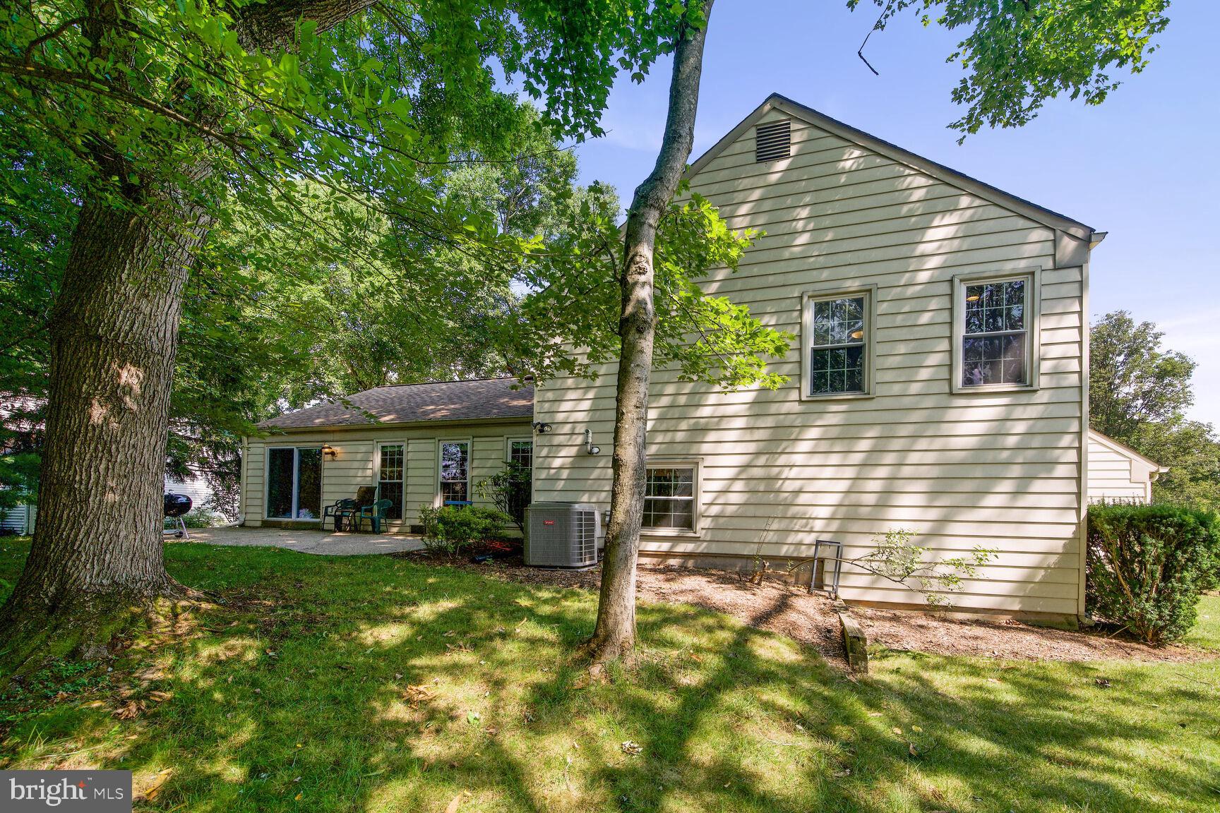 FOX HILLS WEST - Residential Lease