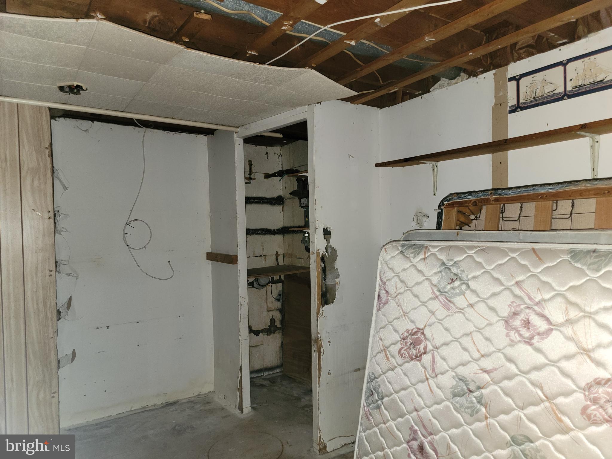 PRESTON MANOR - Residential