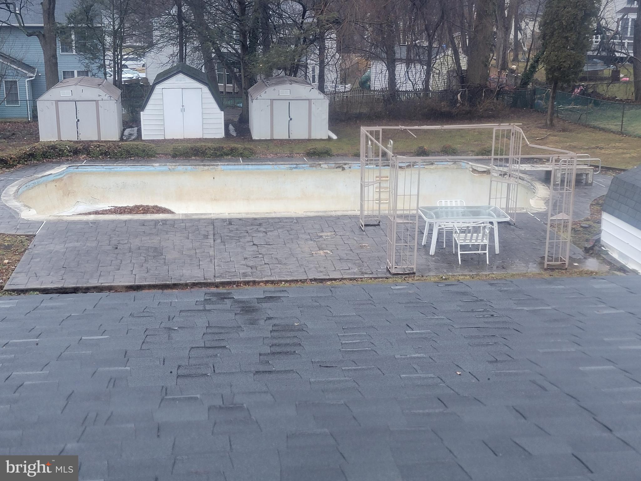 PRESTON MANOR - Residential