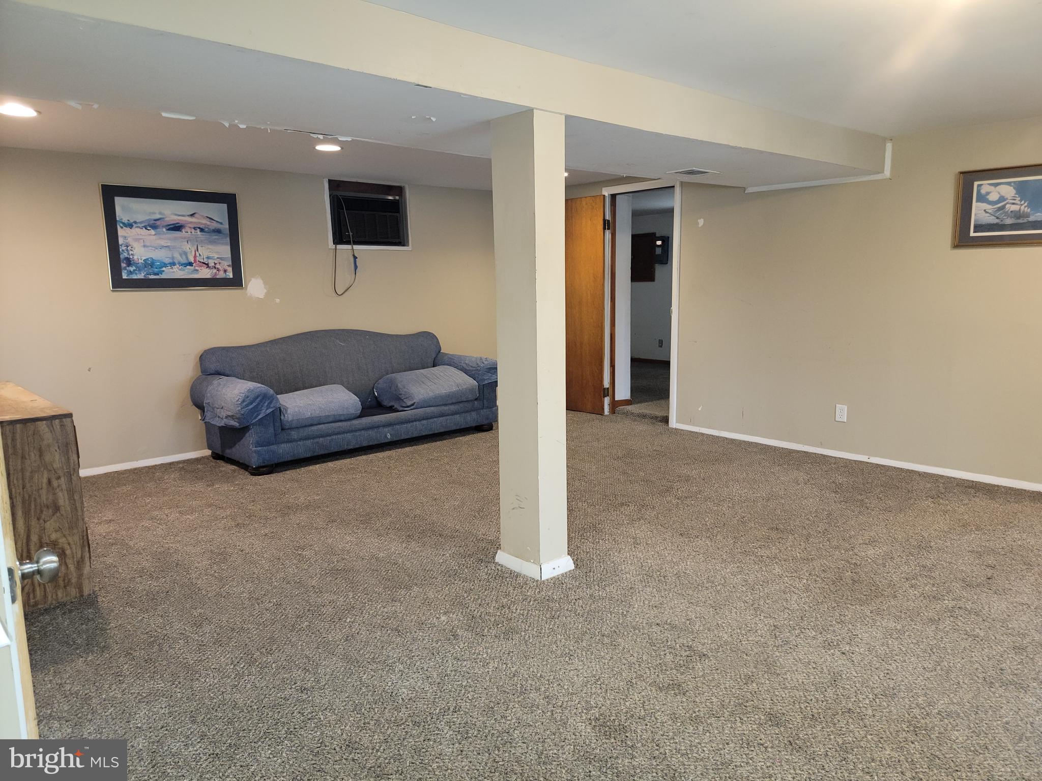 PRESTON MANOR - Residential