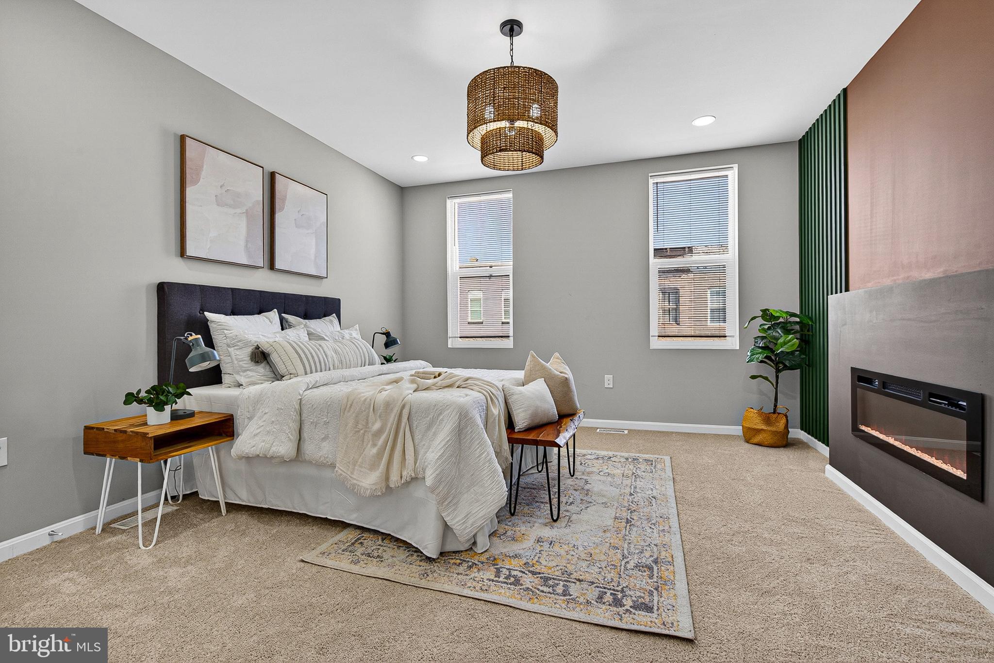 BROADWAY EAST - Residential