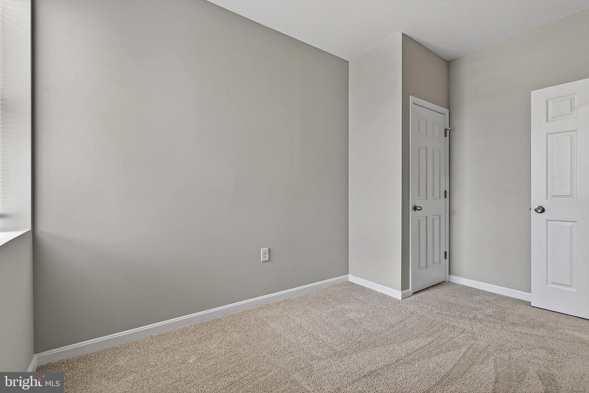 BROADWAY EAST - Residential