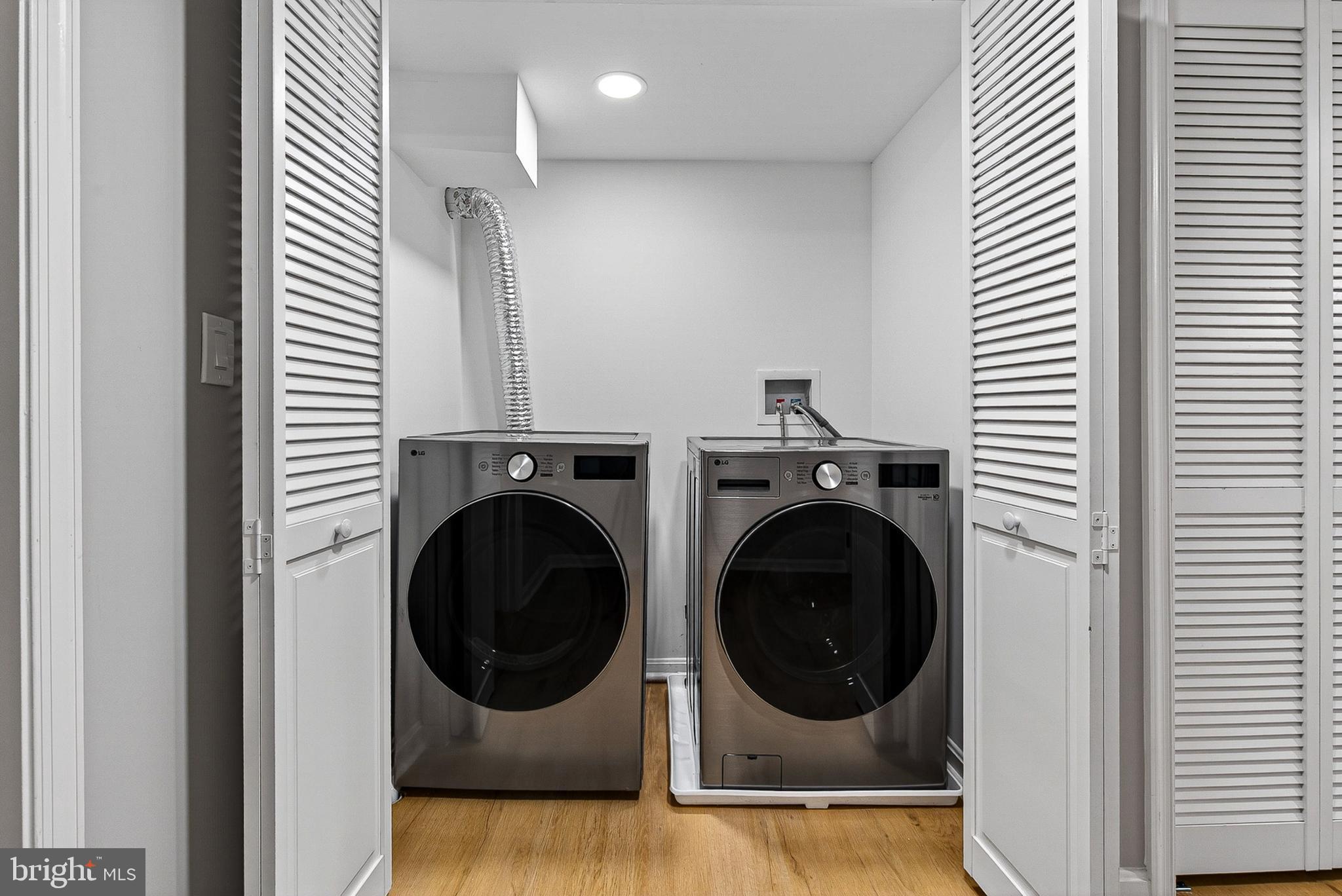 BROADWAY EAST - Residential