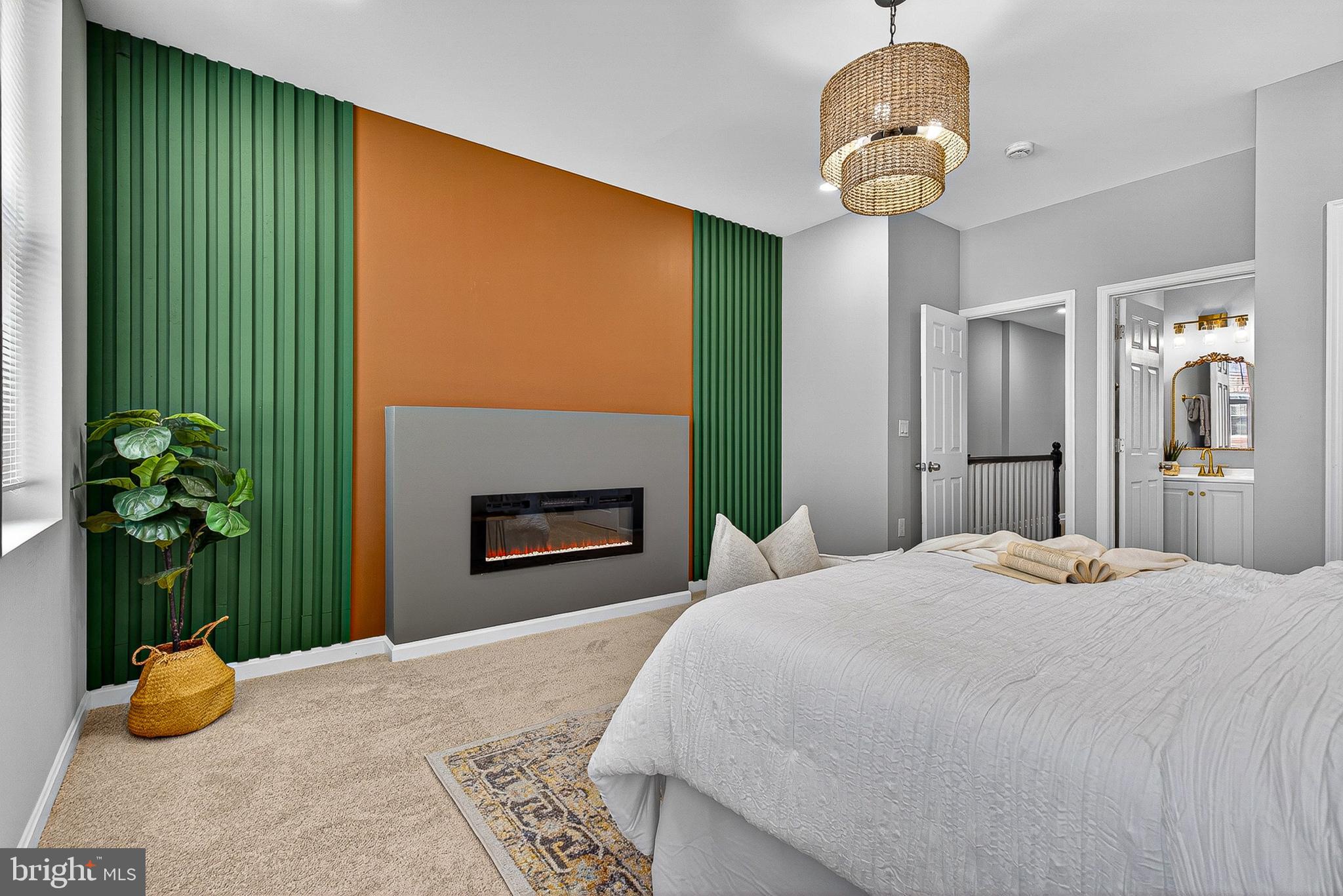 BROADWAY EAST - Residential