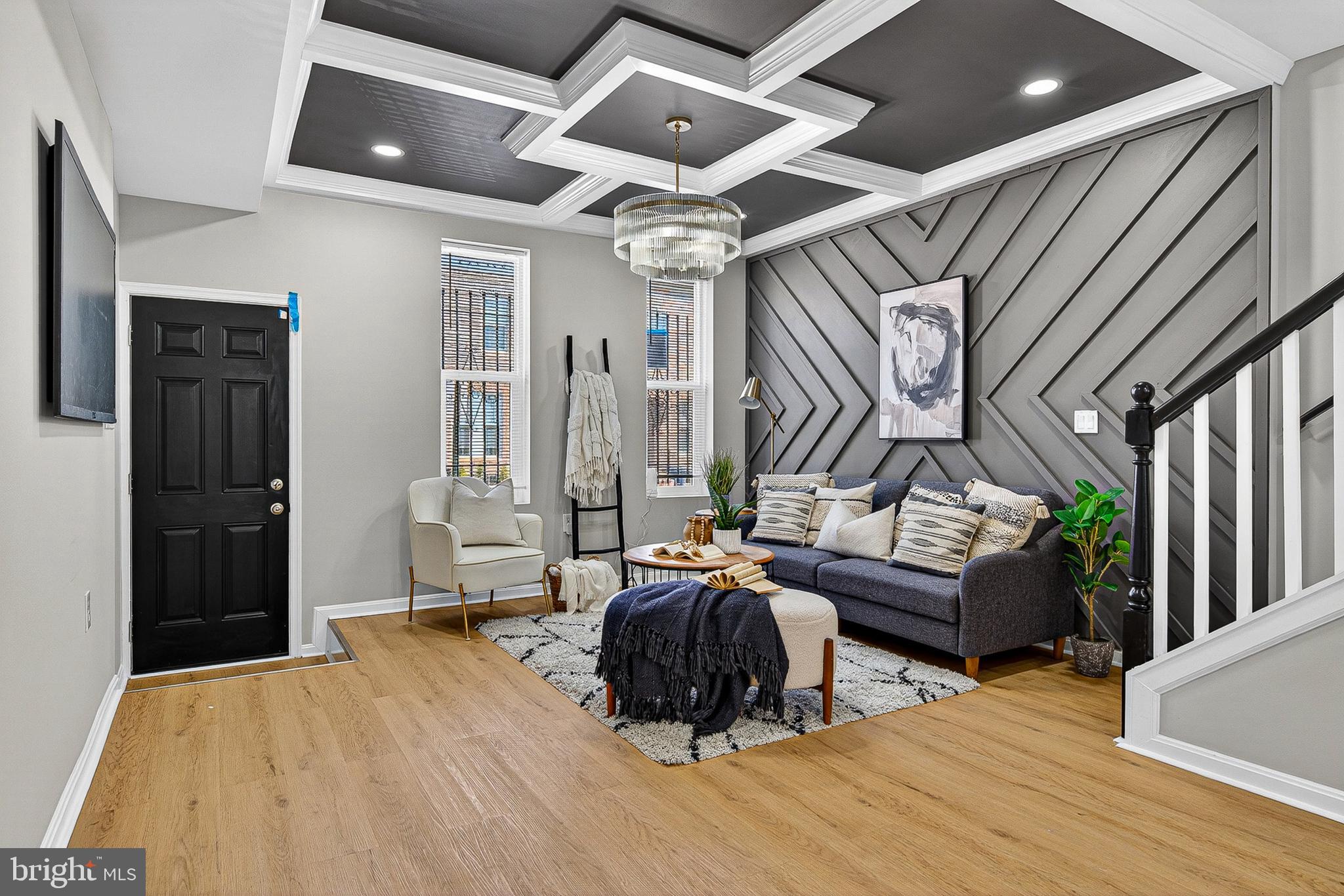 BROADWAY EAST - Residential