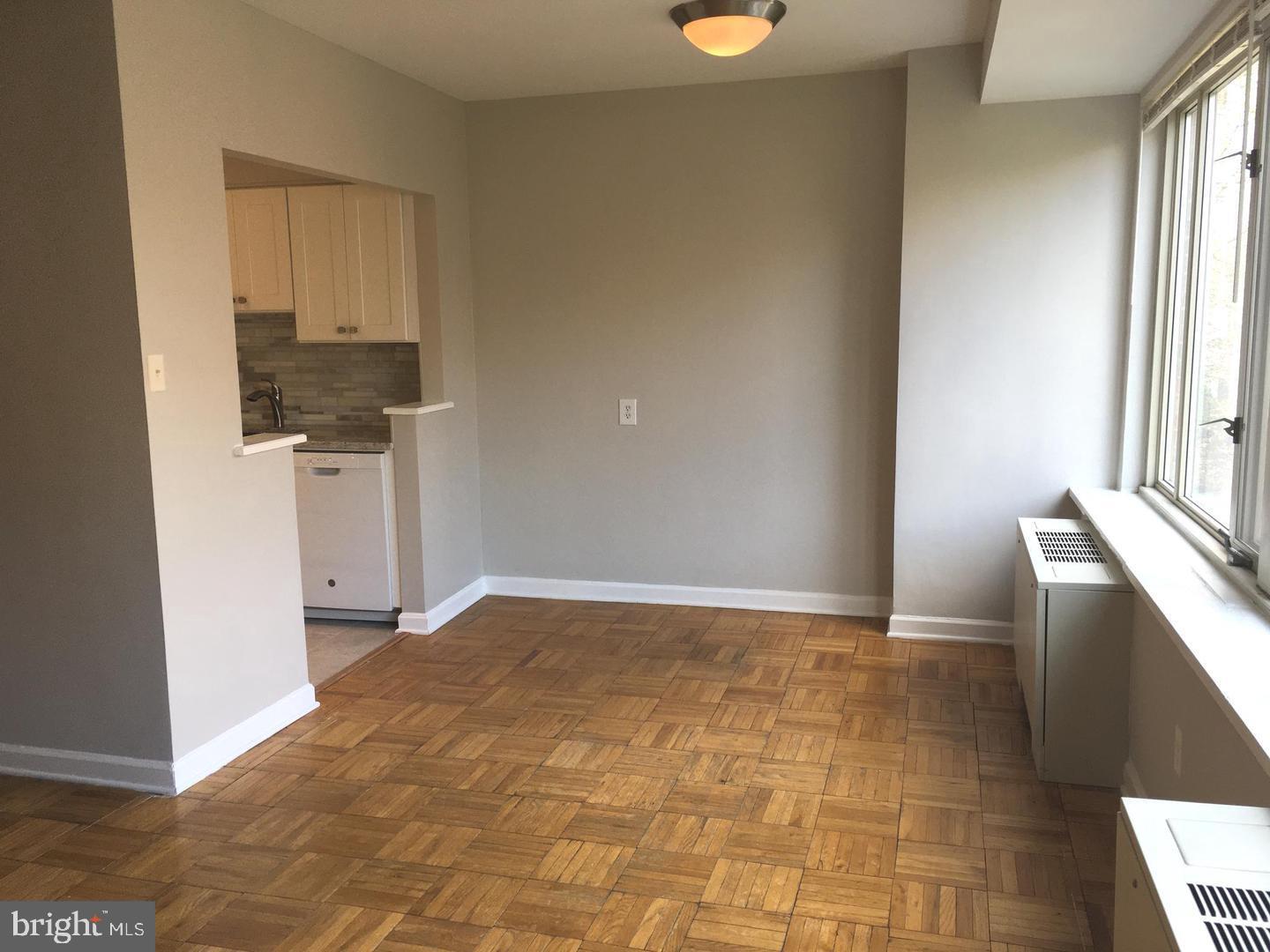 4301 MASSACHUSETTS AVENUE NW 3011