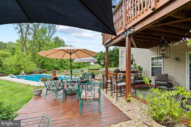 CEDAR HOLLOW FARMS - Residential