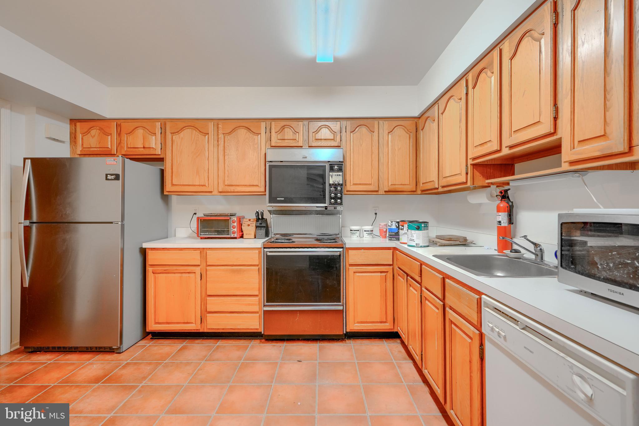 CHARLESBROOKE AT PINEHURST - Residential Lease
