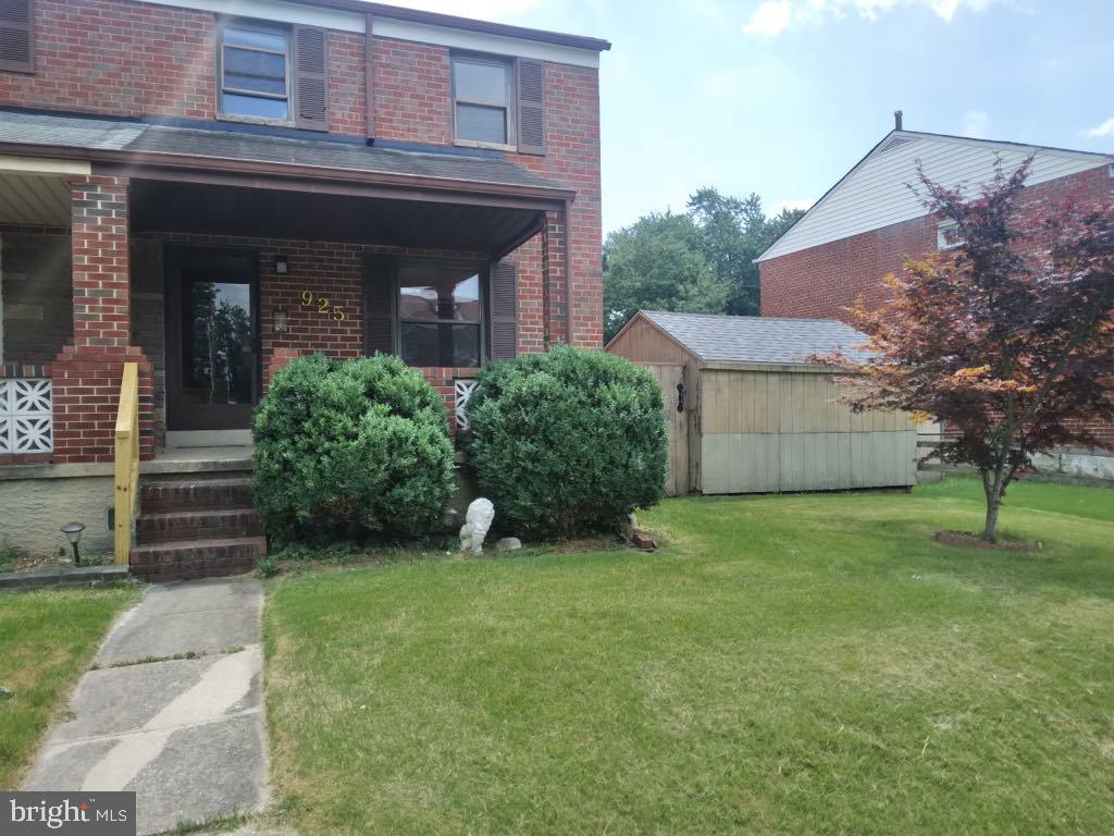 Very nice, spacious end of group townhome for rent. Large kitchen with bar for extra seating. Hardwood floors, freshly painted, covered front porch, expansive fenced in yard with a shed and garage and patio. Fully finished basement with rec room with fireplace, bedroom, bathroom and a laundry room. Open to short term rental for insurance claim or shorter lease term.