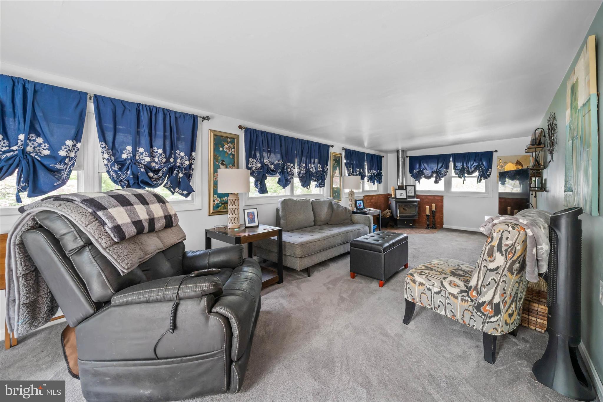 WHITE VILLAGE - Residential