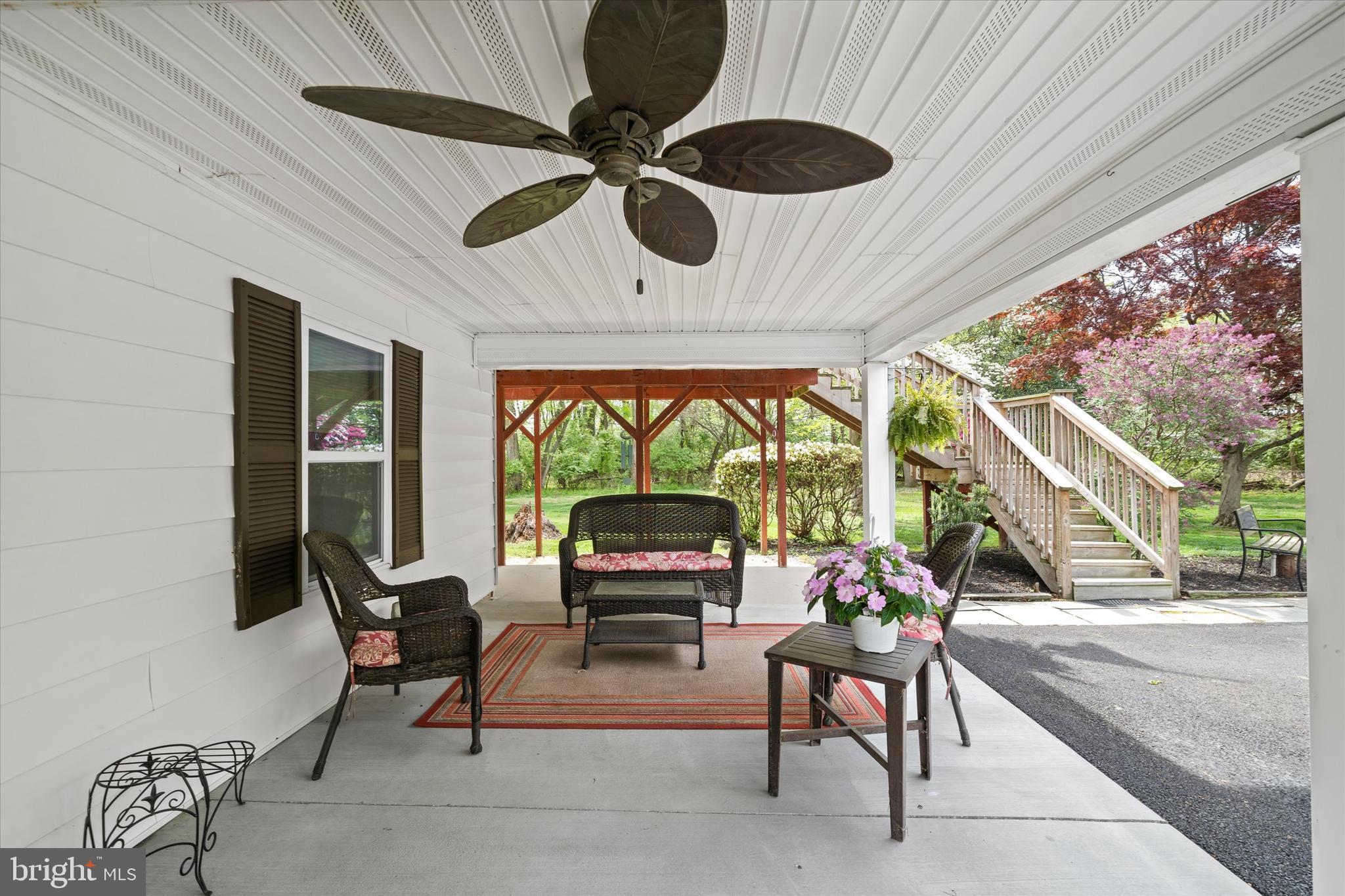 WHITE VILLAGE - Residential