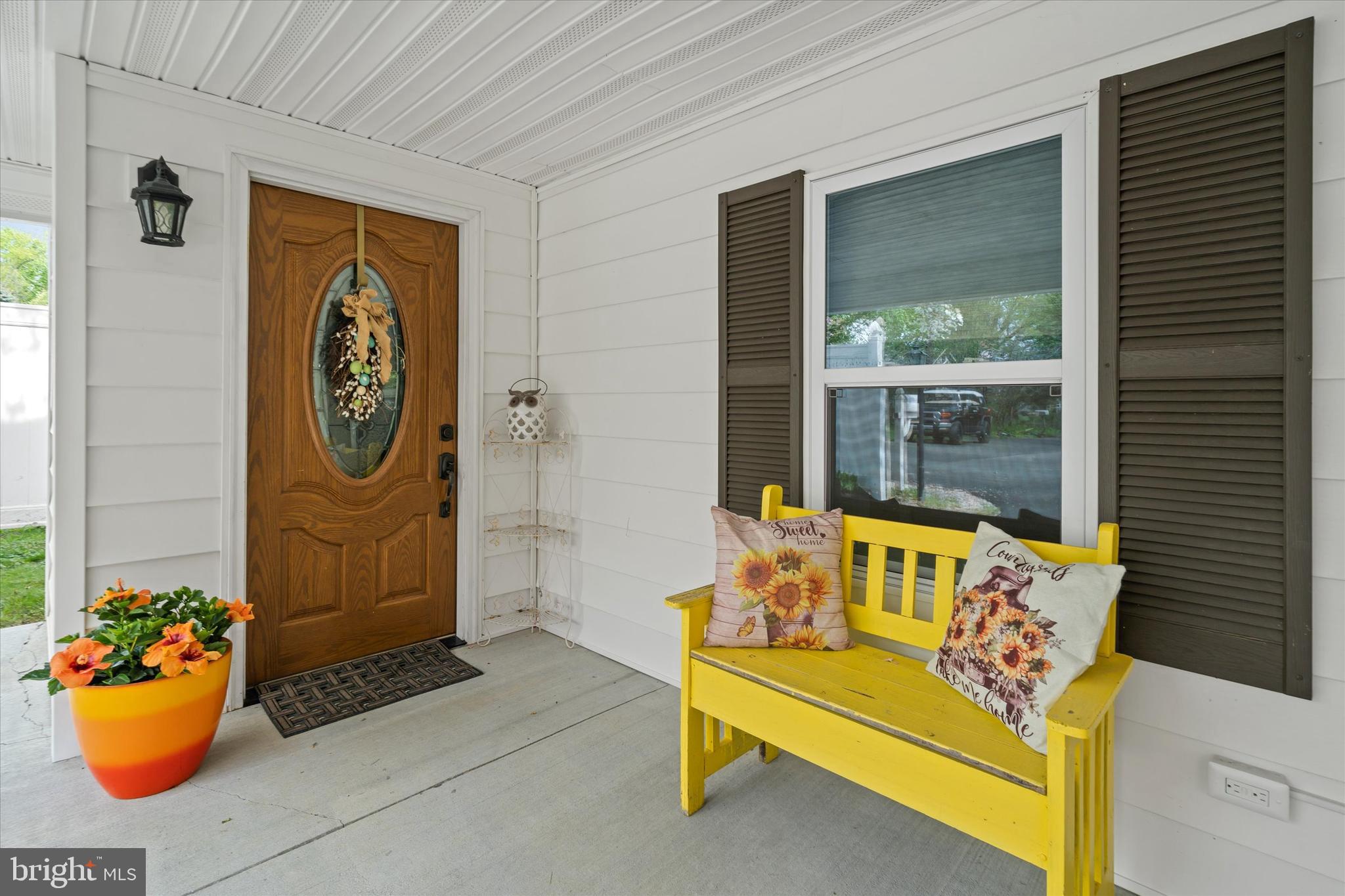 WHITE VILLAGE - Residential