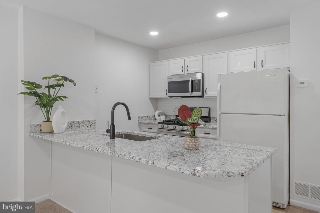Photo of 1019 Bancroft Place, WARMINSTER, PA 18974 (MLS # PABU2128014)