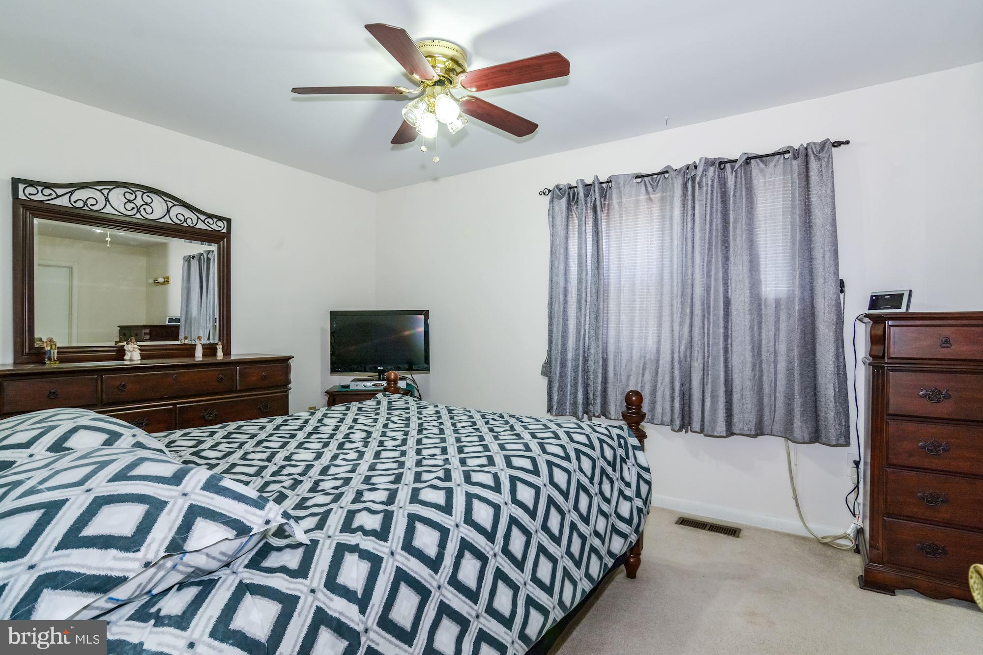 DALE CITY - Residential