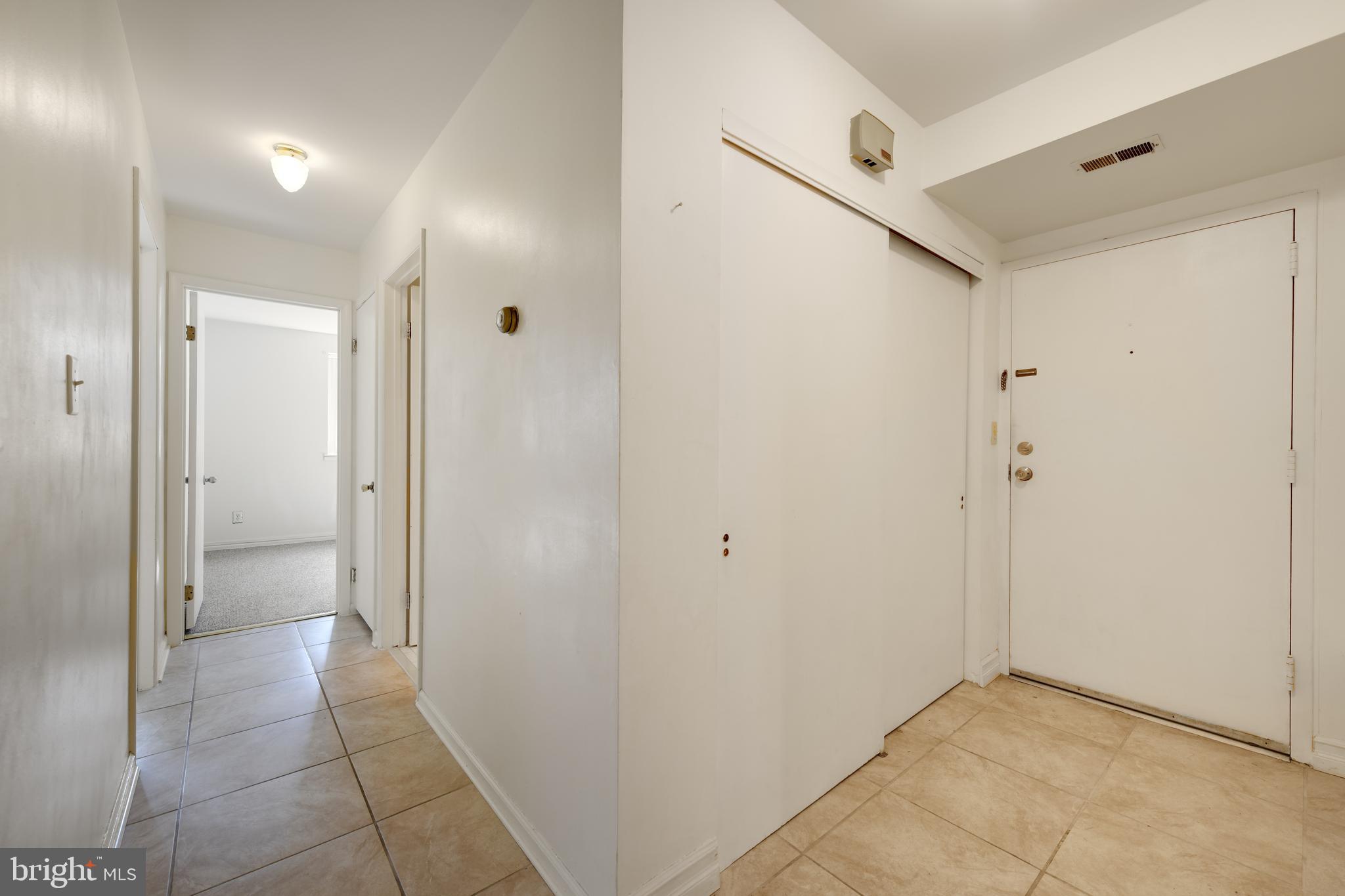 FLYING HILLS - Residential