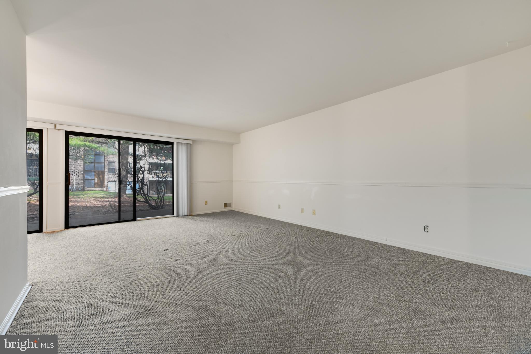 FLYING HILLS - Residential