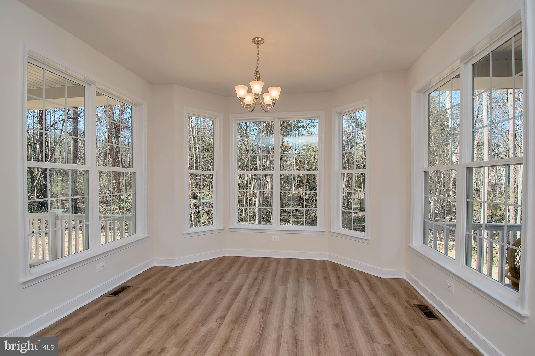 GOVERNOR SPOTSWOOD ESTATES - Residential