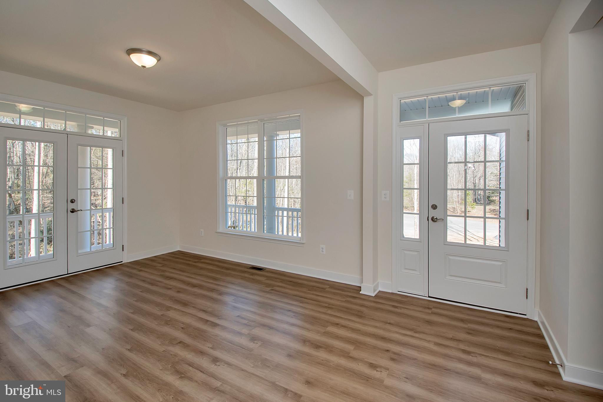 GOVERNOR SPOTSWOOD ESTATES - Residential