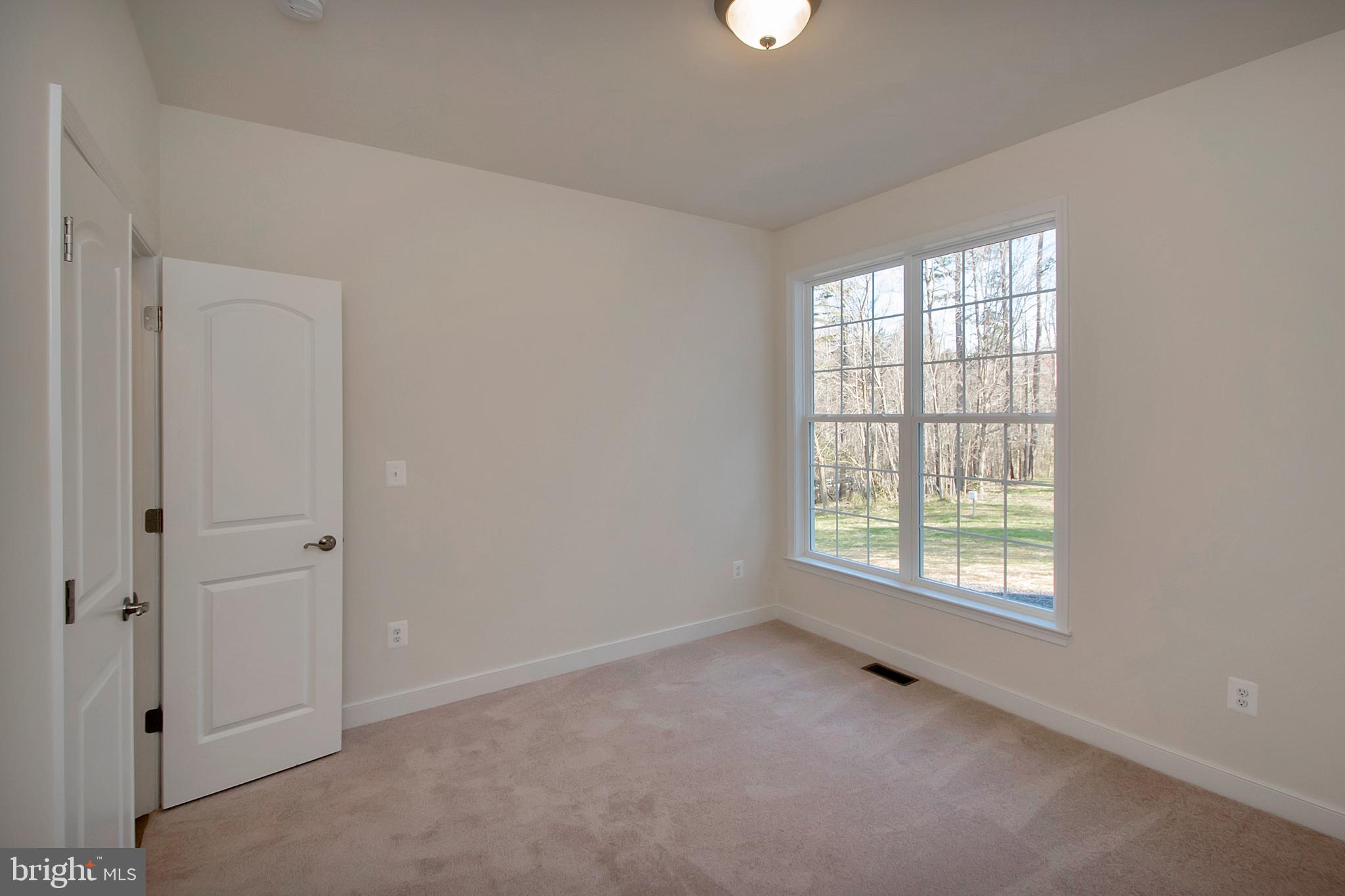 GOVERNOR SPOTSWOOD ESTATES - Residential